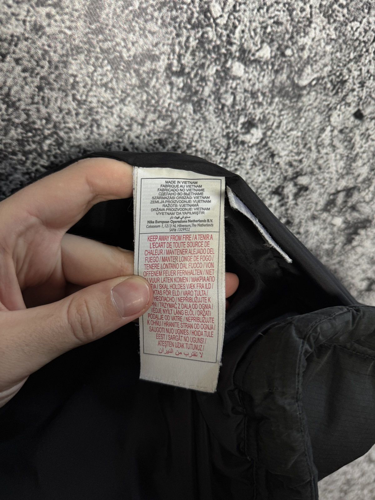 Nike Nike Vintage Down Puffer Jacket Warm Hooded Swoosh Logo Sz L Size US L / EU 52-54 / 3 - 10 Thumbnail