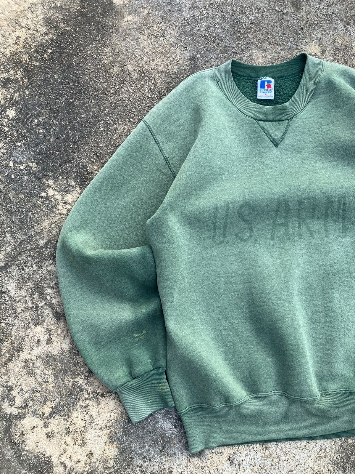 Russell Athletic × Vintage Vintage Russell sweater & faded us.Army. (Made in USA.) Size US M / EU 48-50 / 2 - 4 Thumbnail