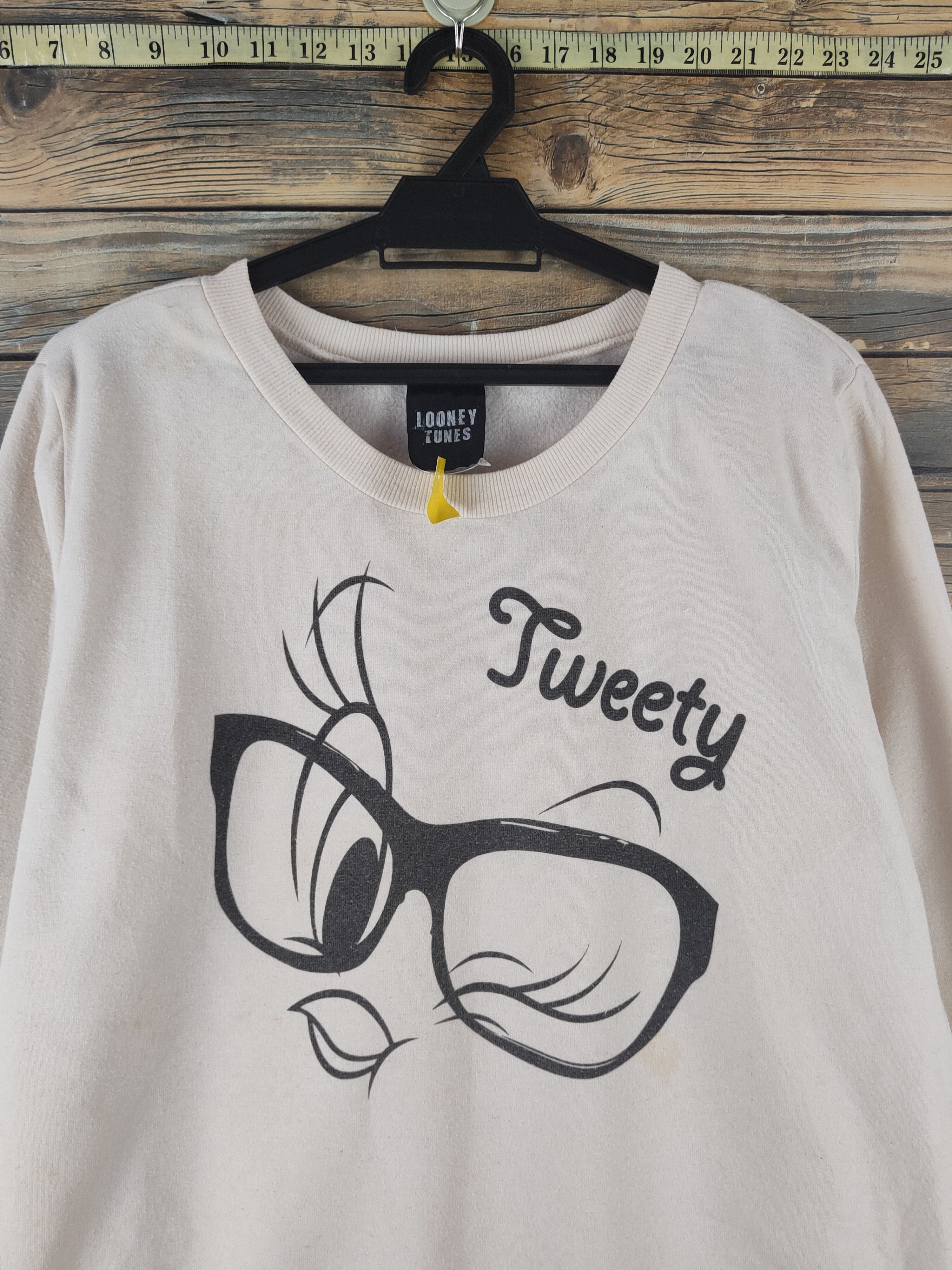Warner Bros DL Warner Bros Looney Tunes Ivory Tweety Sweatshirts #2723 Size L / US 10 / IT 46 - 2 Thumbnail