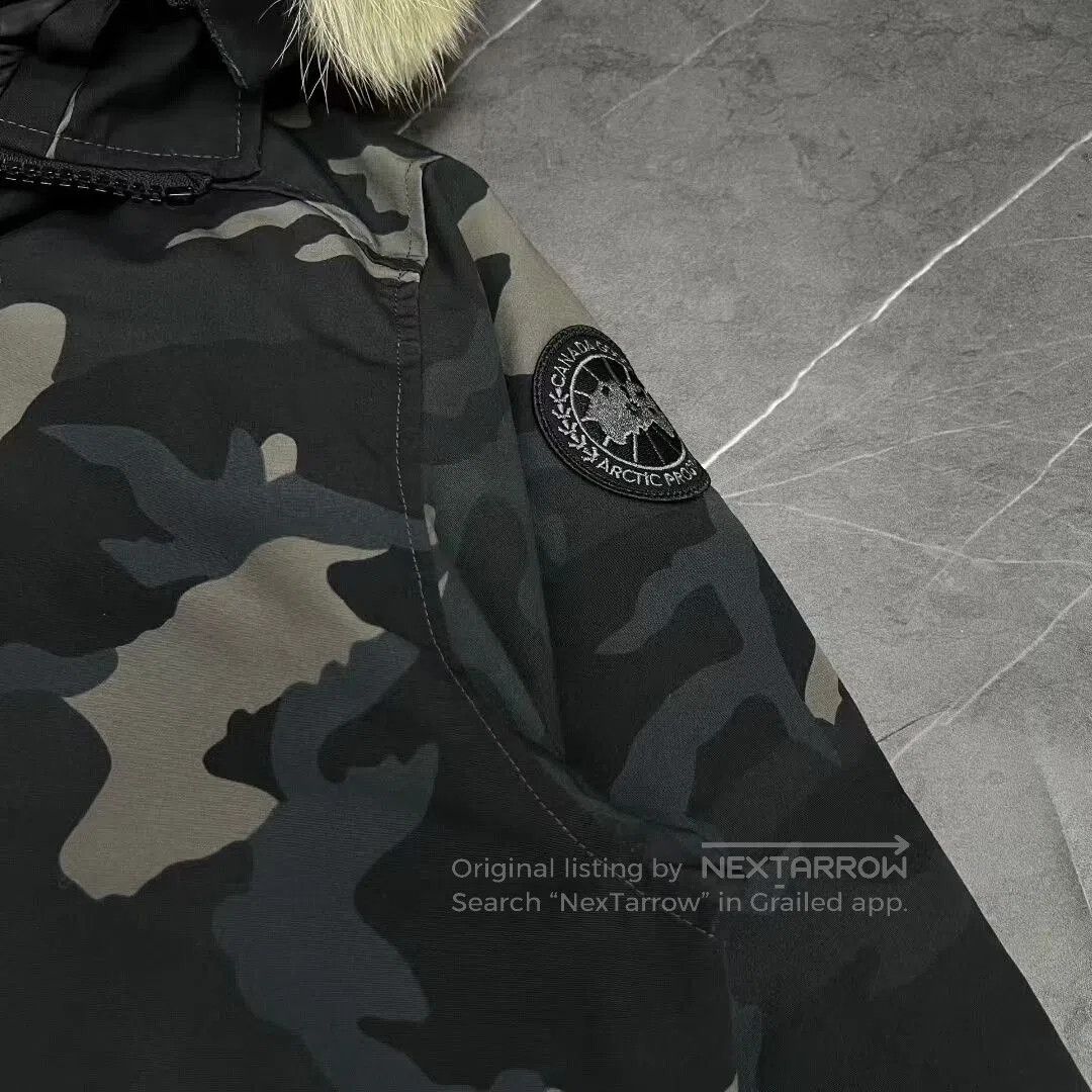 Canada Goose camouflage hooded down jacket size L. Size US L / EU 52-54 / 3 - 4 Thumbnail