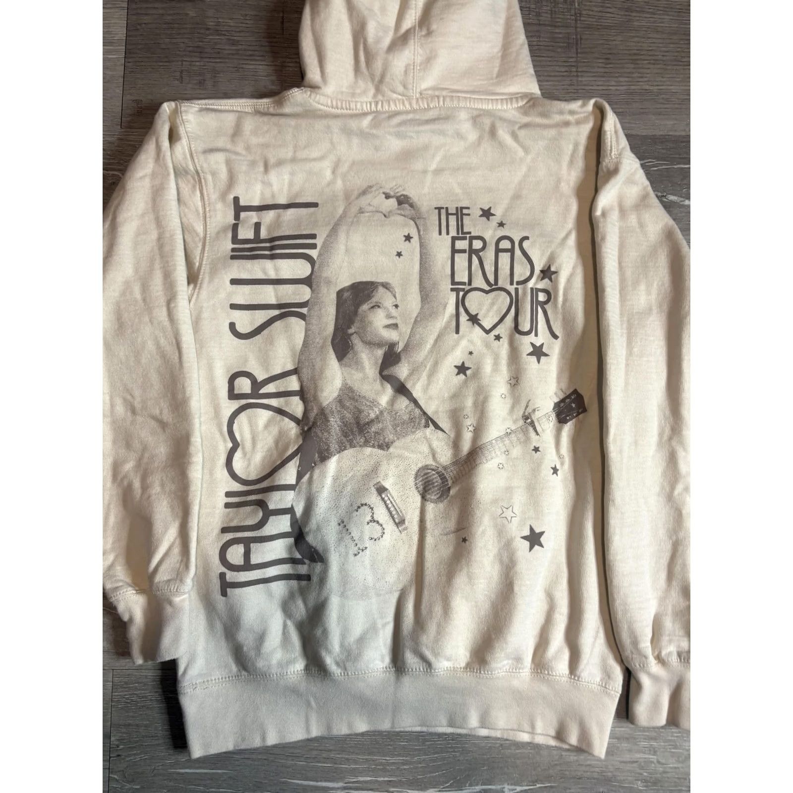 Vintage Taylor Swift Hoodie Womens Small White The Eras Tour Graphic Fleece Sweatshirt Size S / US 4 / IT 40 - 2 Thumbnail