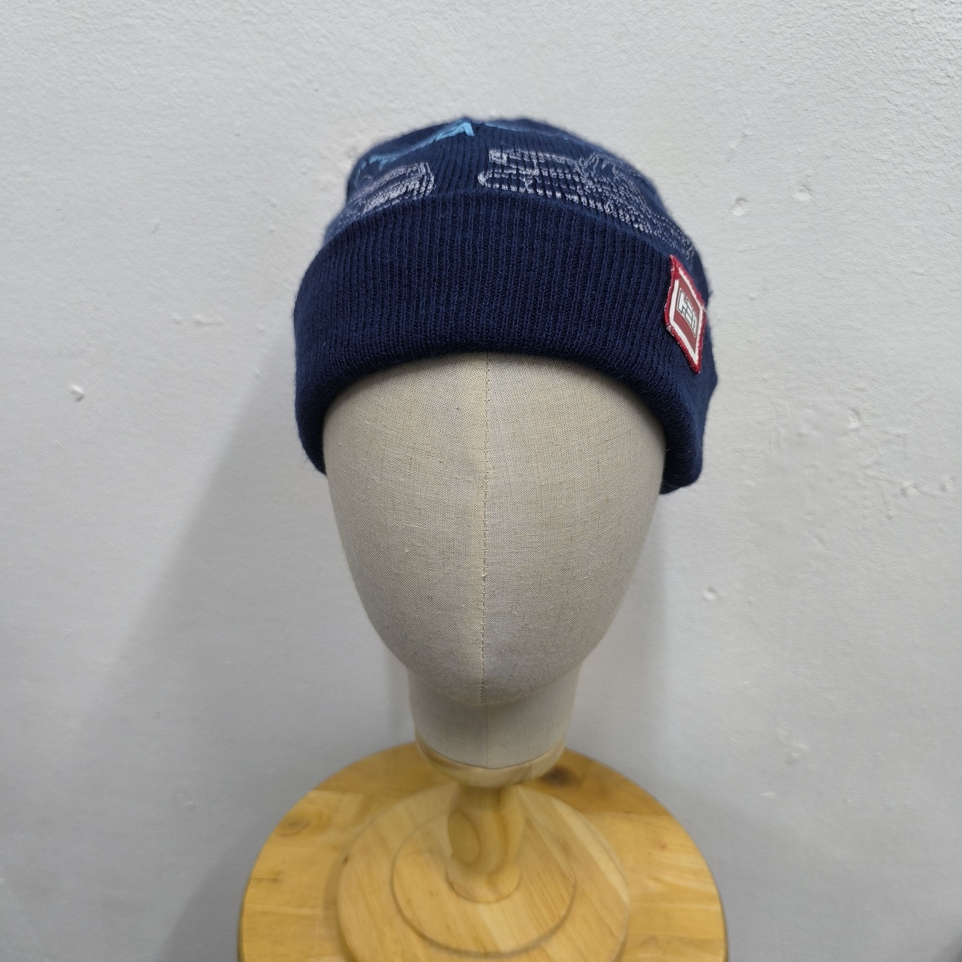 Japanese Brand 🌊 Tomica diecast patch short beanie hat Size ONE SIZE - 2 Thumbnail