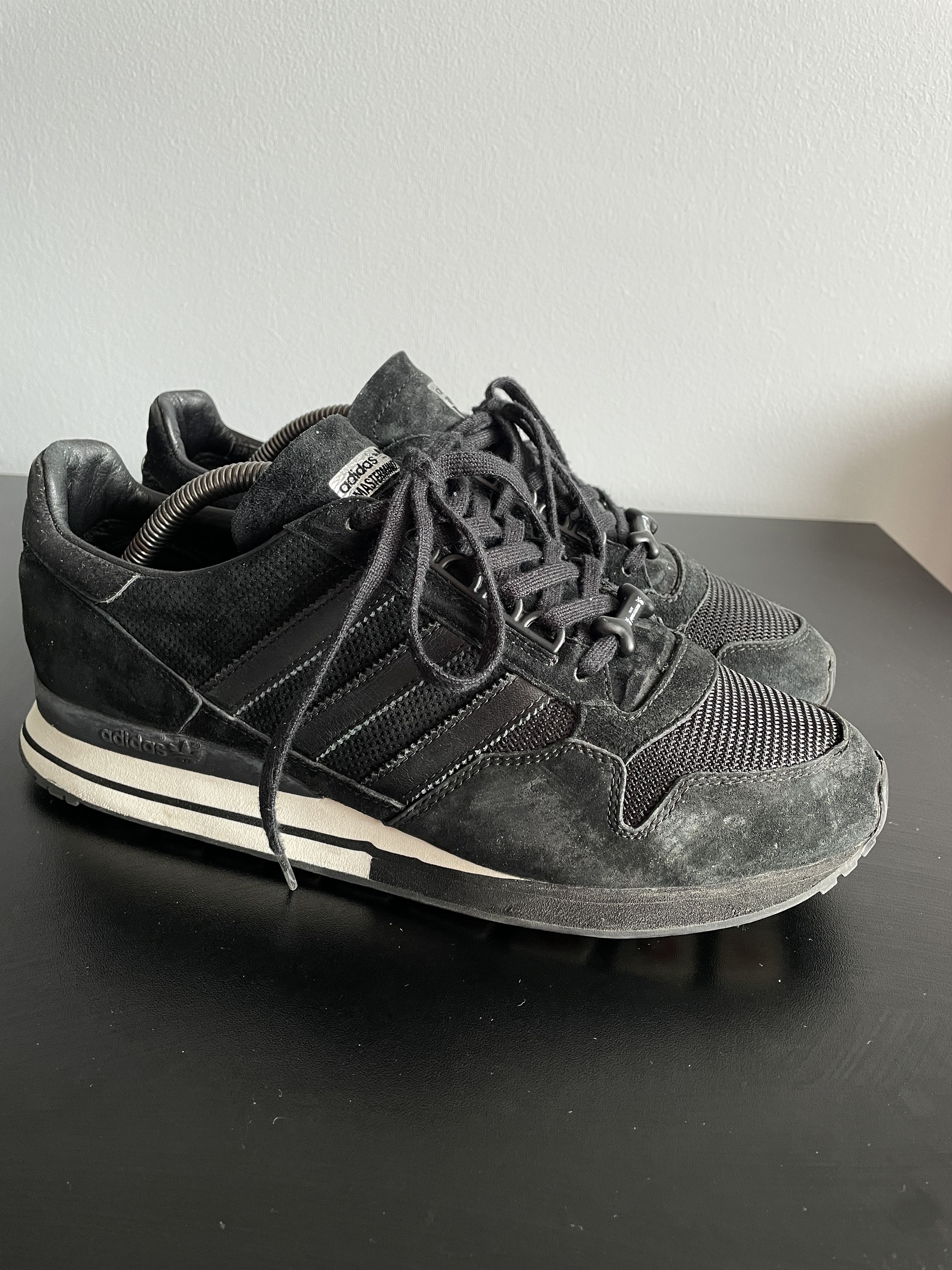 Adidas × Mastermind Japan SAMPLE! Mastermind x Adidas ZX 500 Black skull JAPAN Size US 9 / EU 42 - 3 Thumbnail