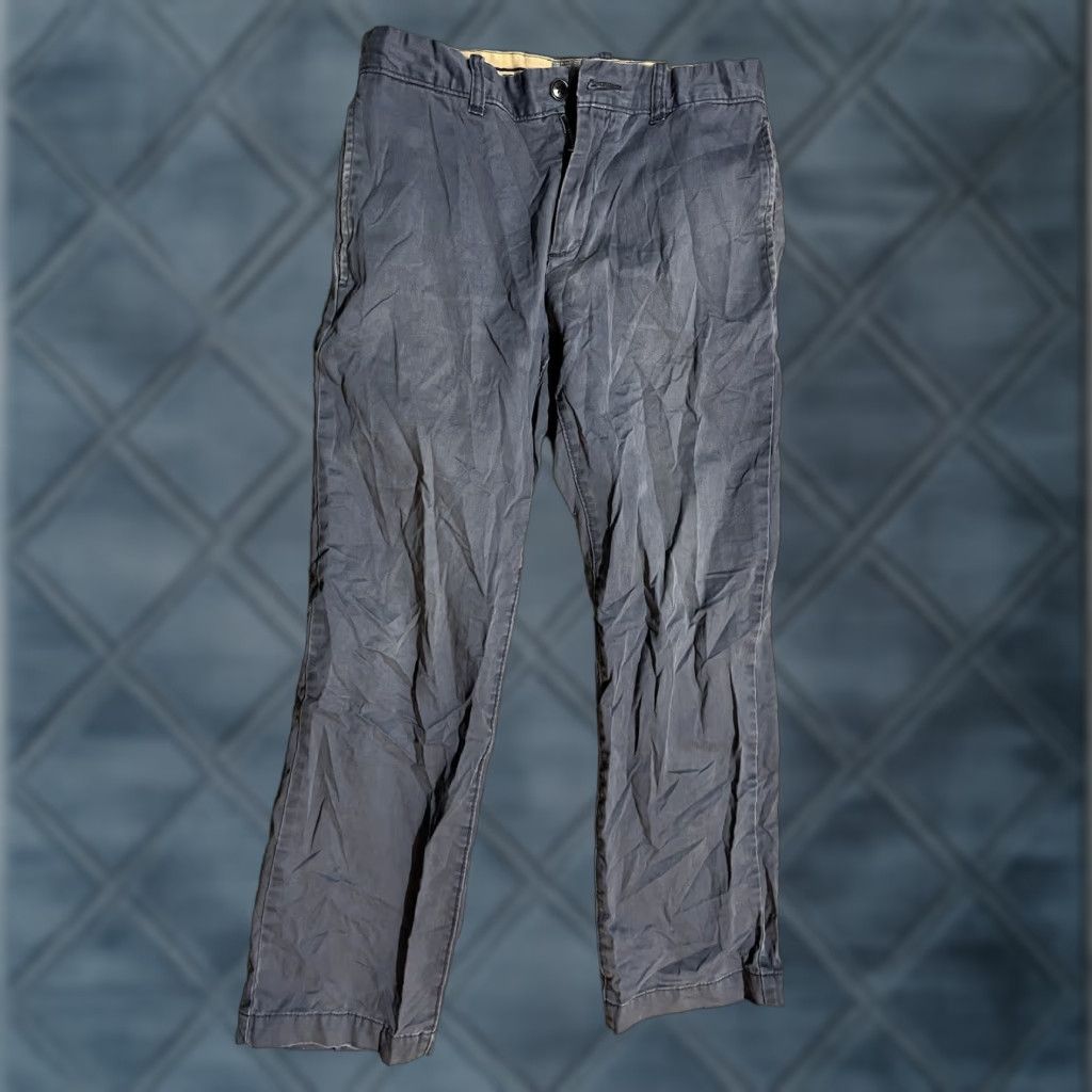 Gap Gap Classic Men’s Straight Sz 31x30 Pants Blue Flat Front Cotton Chino Inseam 30 in Size US 31 - 1 Thumbnail