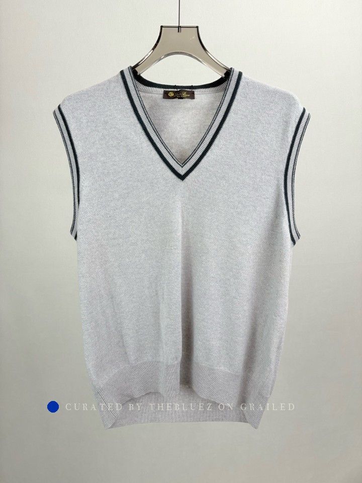 Loro Piana Gray V-Neck Sleeveless Knit Vest Size US L / EU 52-54 / 3 - 1 Thumbnail