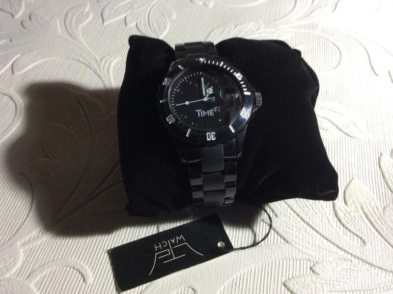 Designer LTd black dial plastic strap watch Size ONE SIZE - 1 Thumbnail