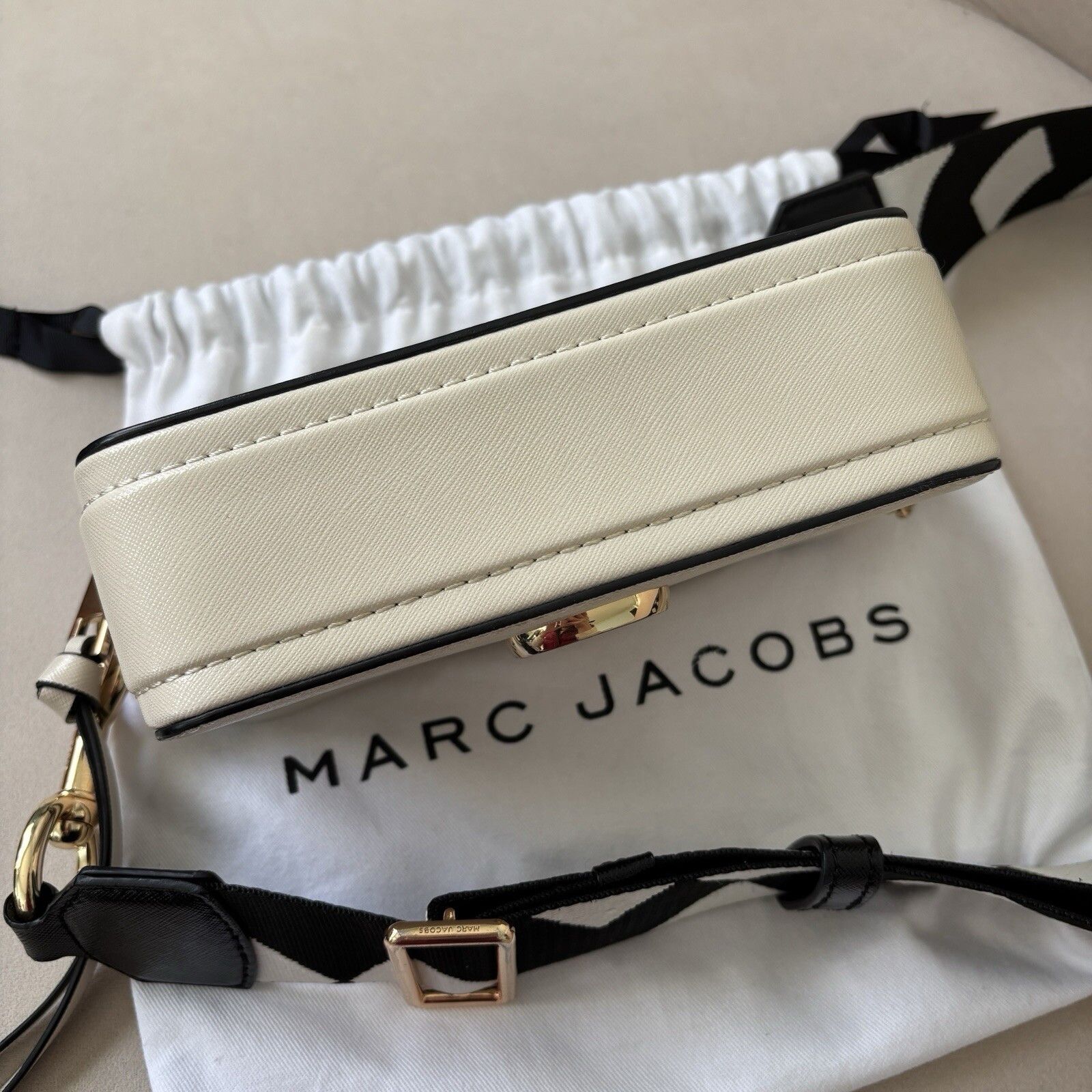 Marc Jacobs Marc Jacobs Snapshot Crossbody Bag Black And White Size ONE SIZE - 3 Thumbnail