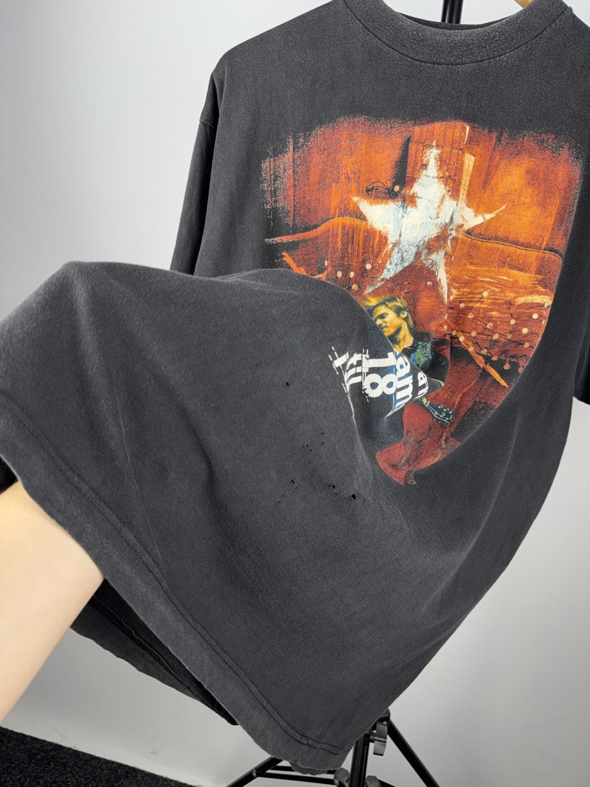 Band Tees × Vintage VTG 1996 Bryan Adams Tour Faded T-Shirt 18 Till I Die Tee Size US XL / EU 56 / 4 - 4 Thumbnail