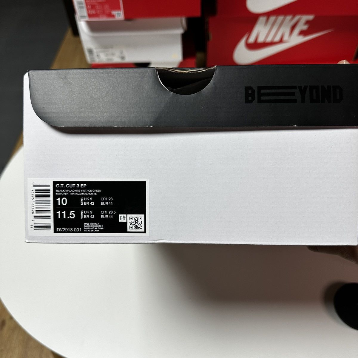 Nike NEW Size 10 US G.T. Cut 3 EP Black/Malachite-Vintage Green Size US 10 / EU 43 - 9 Thumbnail