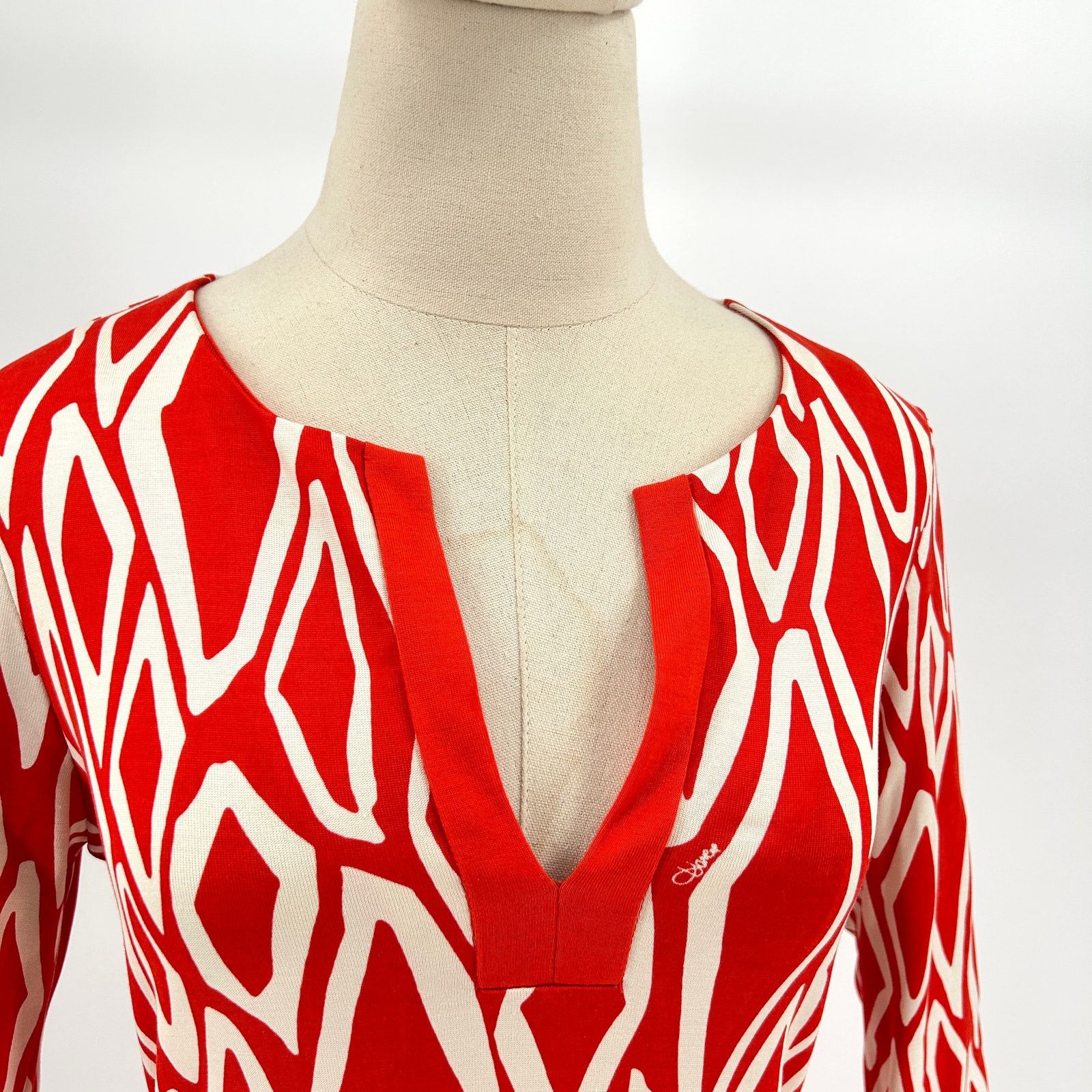 Diane von Furstenberg Red Cream Knit 100% Silk Tunic Mini Dress Size S / US 4 / IT 40 - 2 Thumbnail