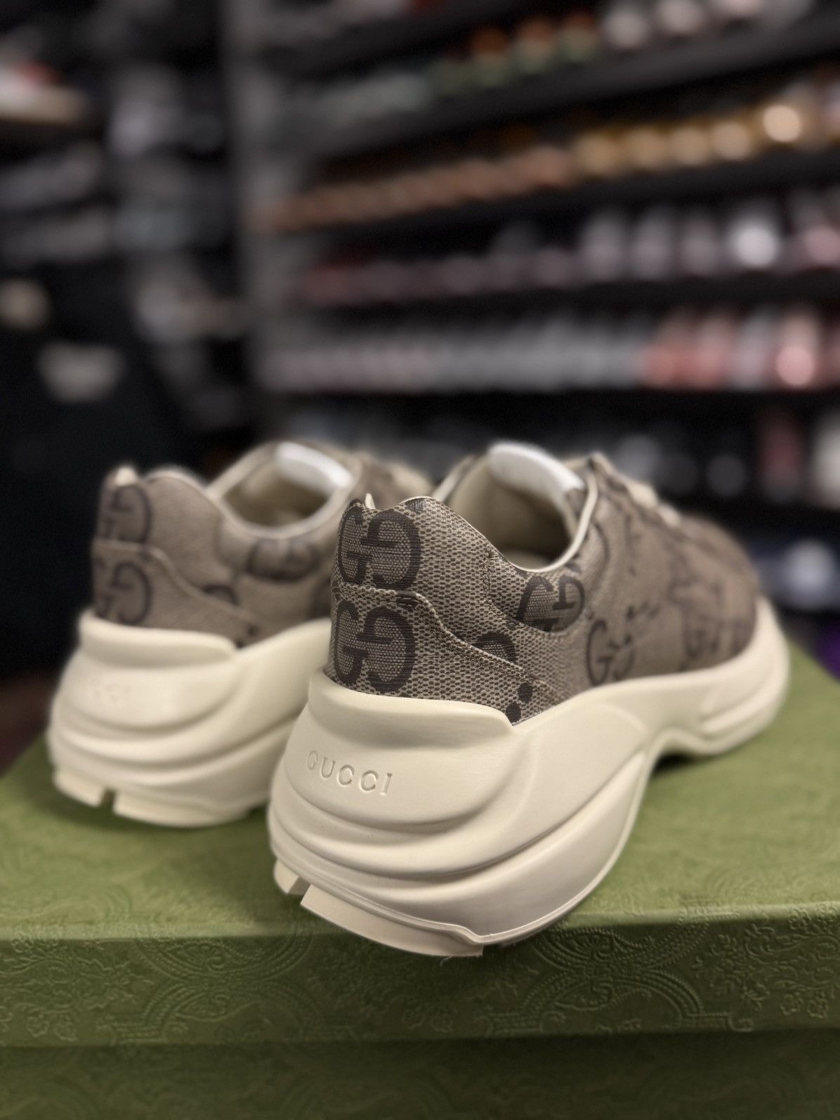 Gucci Gucci Beige Monogram Rhyton Sneakers Size 9G/9.5US Size US 9.5 / EU 42-43 - 6 Thumbnail