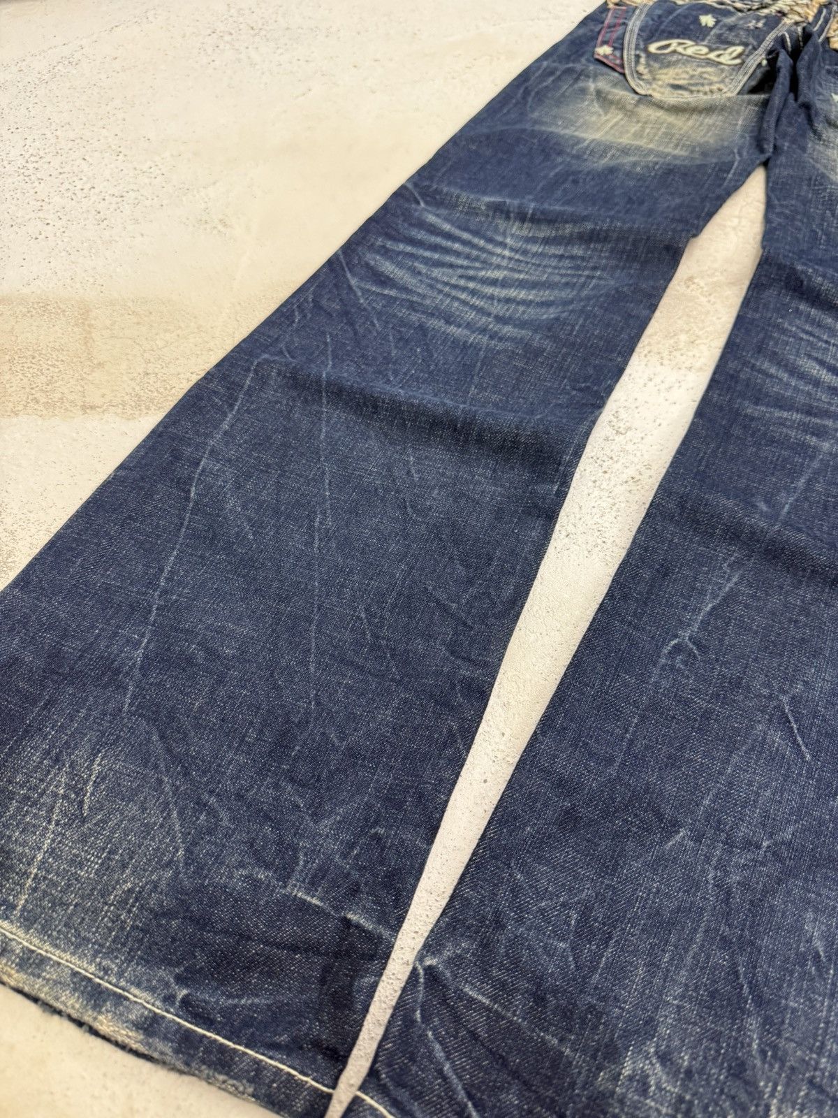 Hysteric Glamour × Japanese Brand Red Pepper Feather Wings Embroidered Lowrise Mud Flare Jeans Size US 27 - 9 Thumbnail