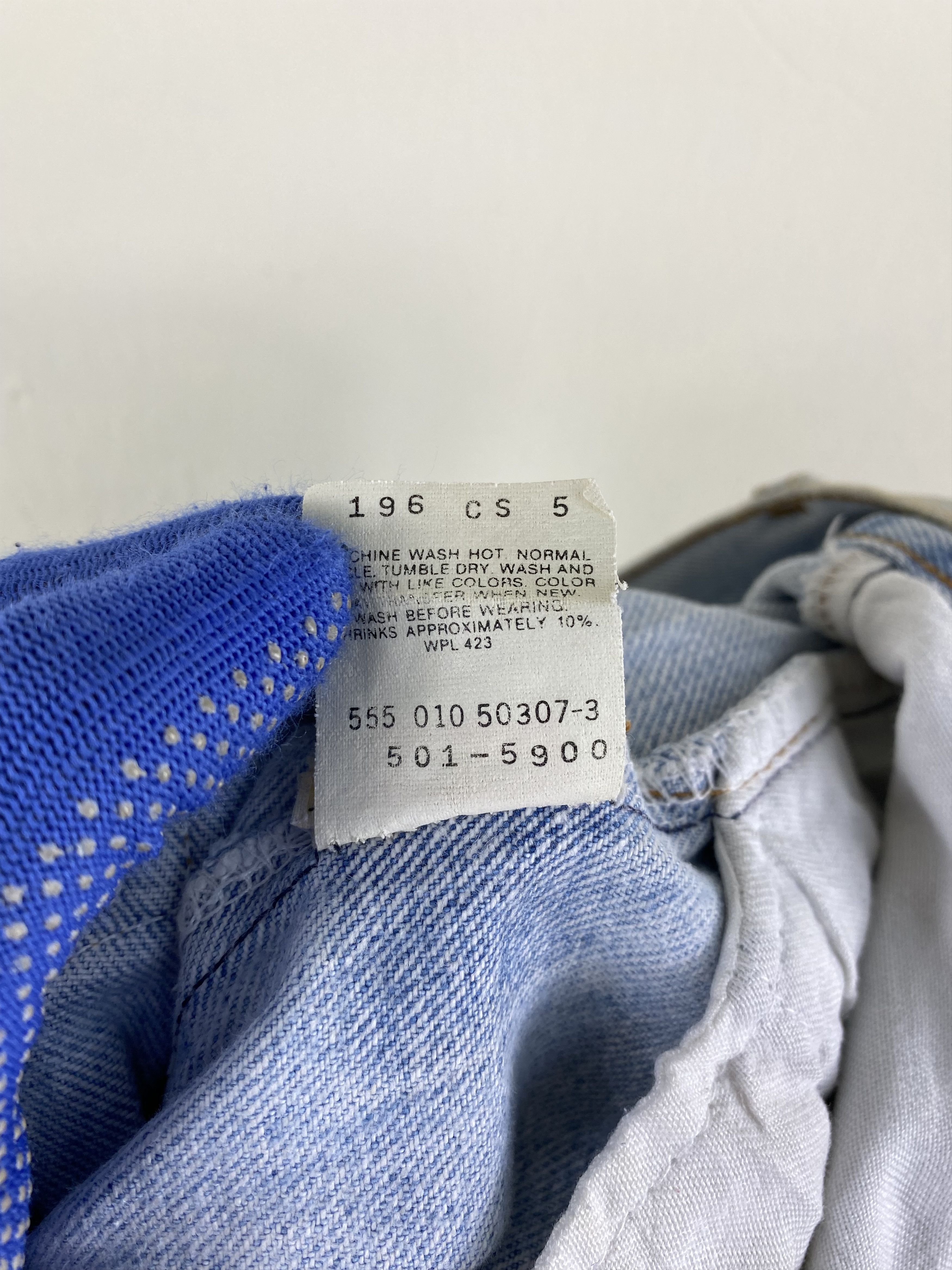 Levi's Vintage Clothing × Vintage Vintage Levis 501 90s STONEWASH dirty wash button 555 W30x30 Size US 30 / EU 46 - 13 Thumbnail