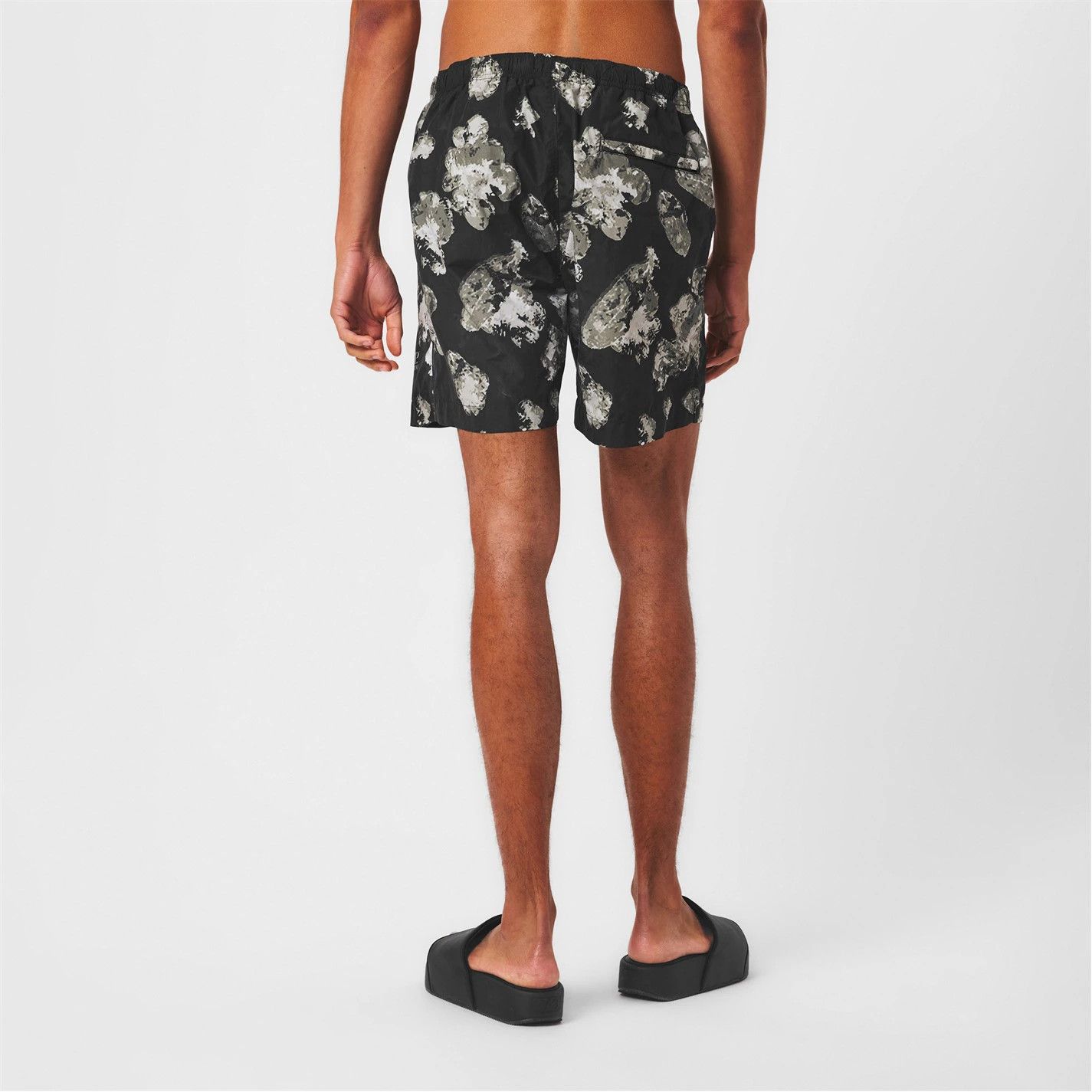 C.P. Company o1g2r1mq0426 Beachwear Swim Shorts in Multicolor Size US 34 / EU 50 - 2 Thumbnail