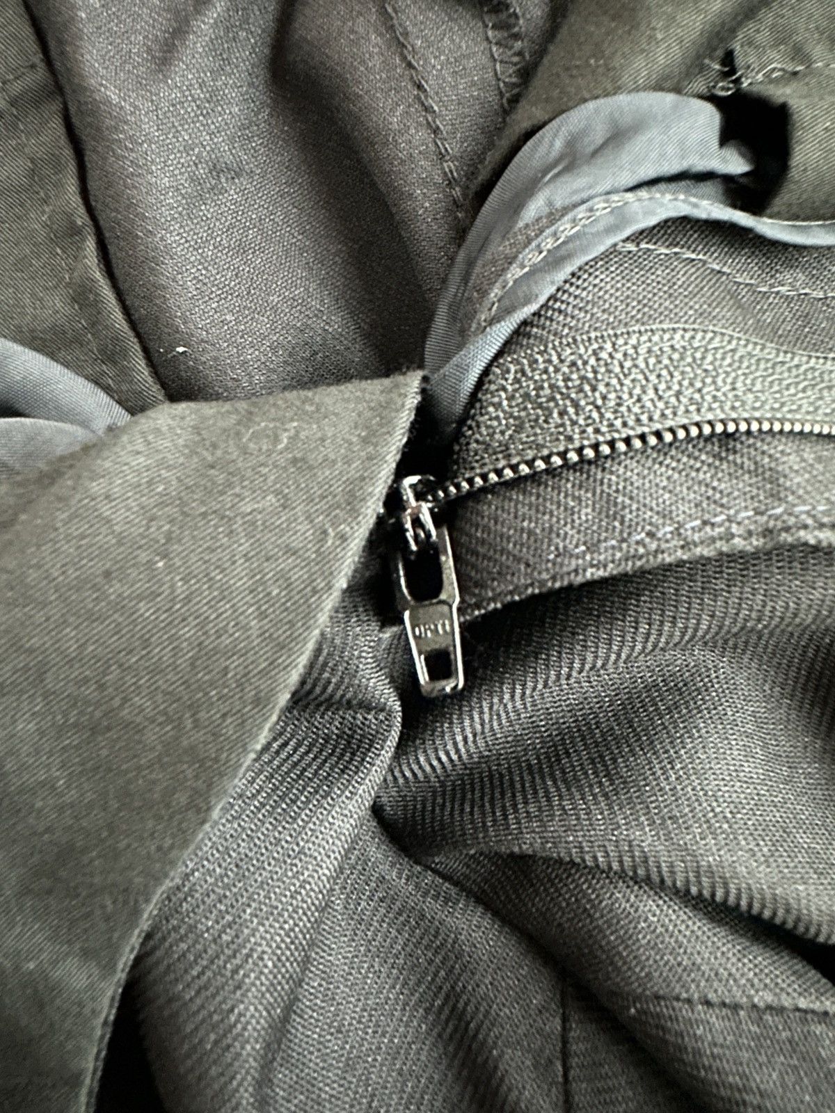 Gucci GUCCI WOOL BLEND CLASSIC TROUSERS Size US 36 / EU 52 - 7 Thumbnail