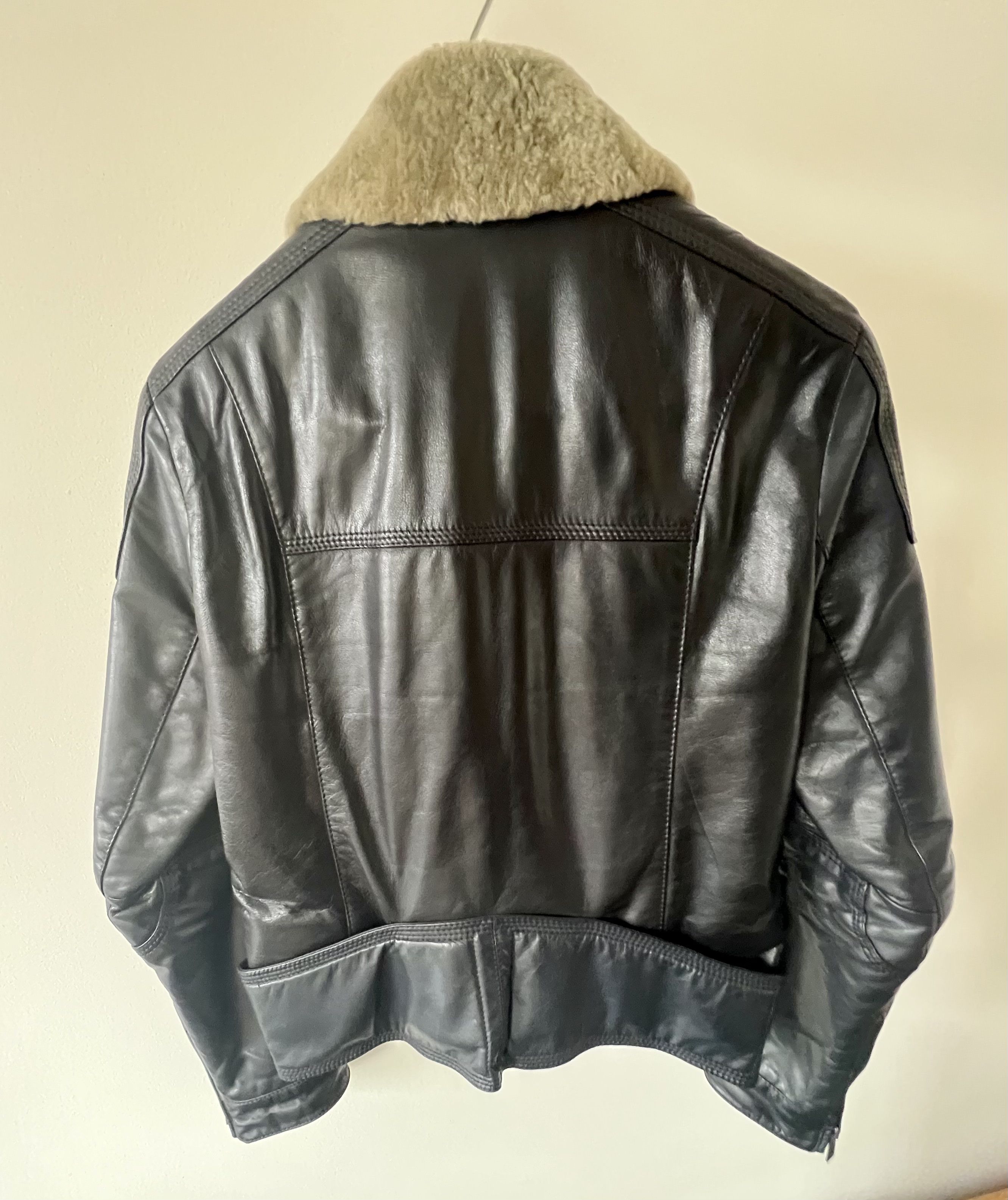 Mind games words shirt double collar