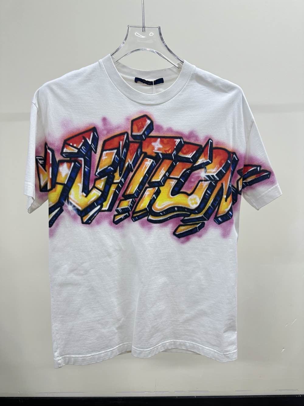 Louis Vuitton Louis Vuitton Graffiti Logo T-Shirt Size XS Size US XS / EU 42 / 0 - 1 Thumbnail
