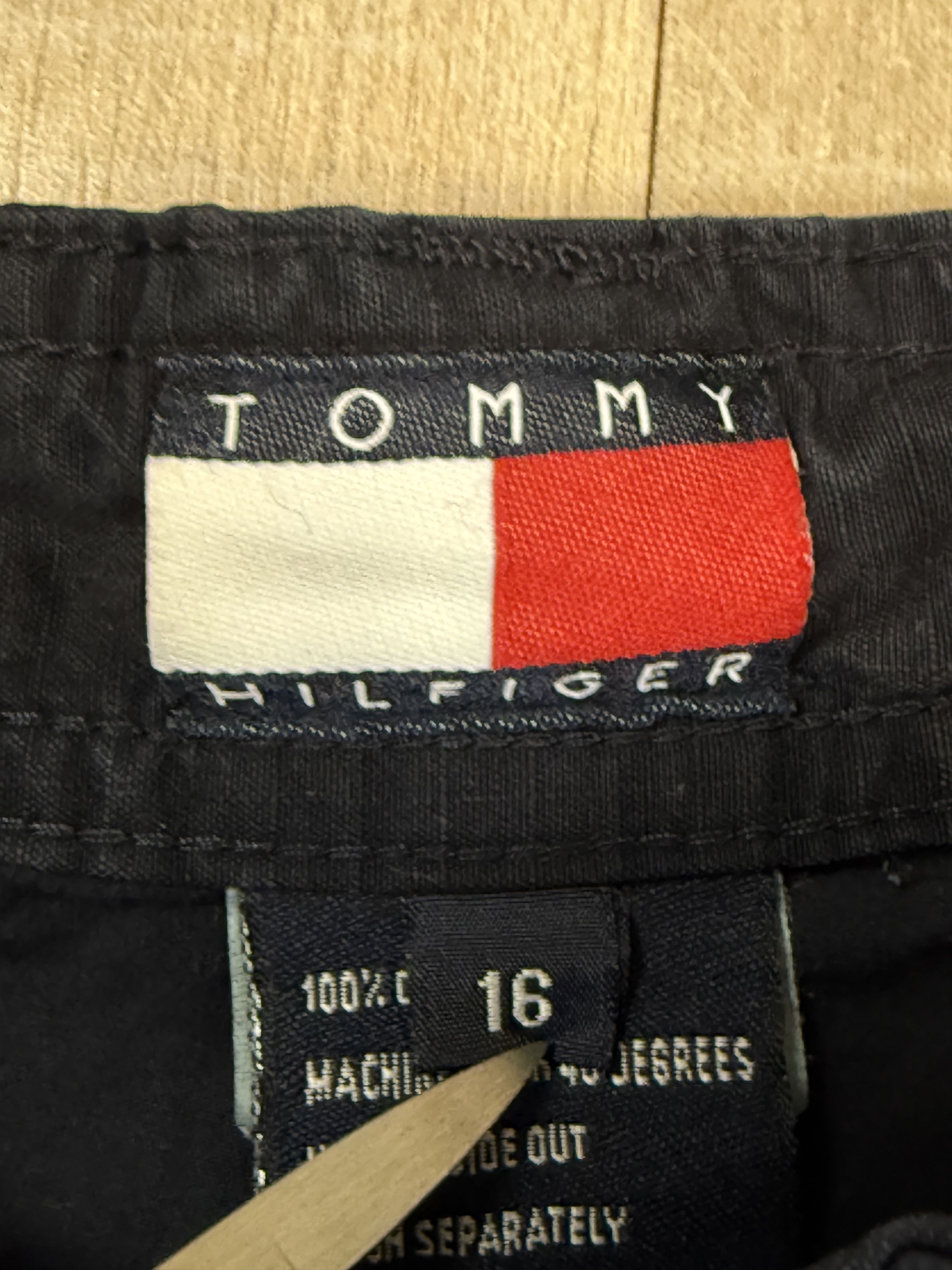 Tommy Hilfiger Tommy Hilfiger Cargo Shorts Size S Dark Blue Size US 30 / EU 46 - 4 Thumbnail