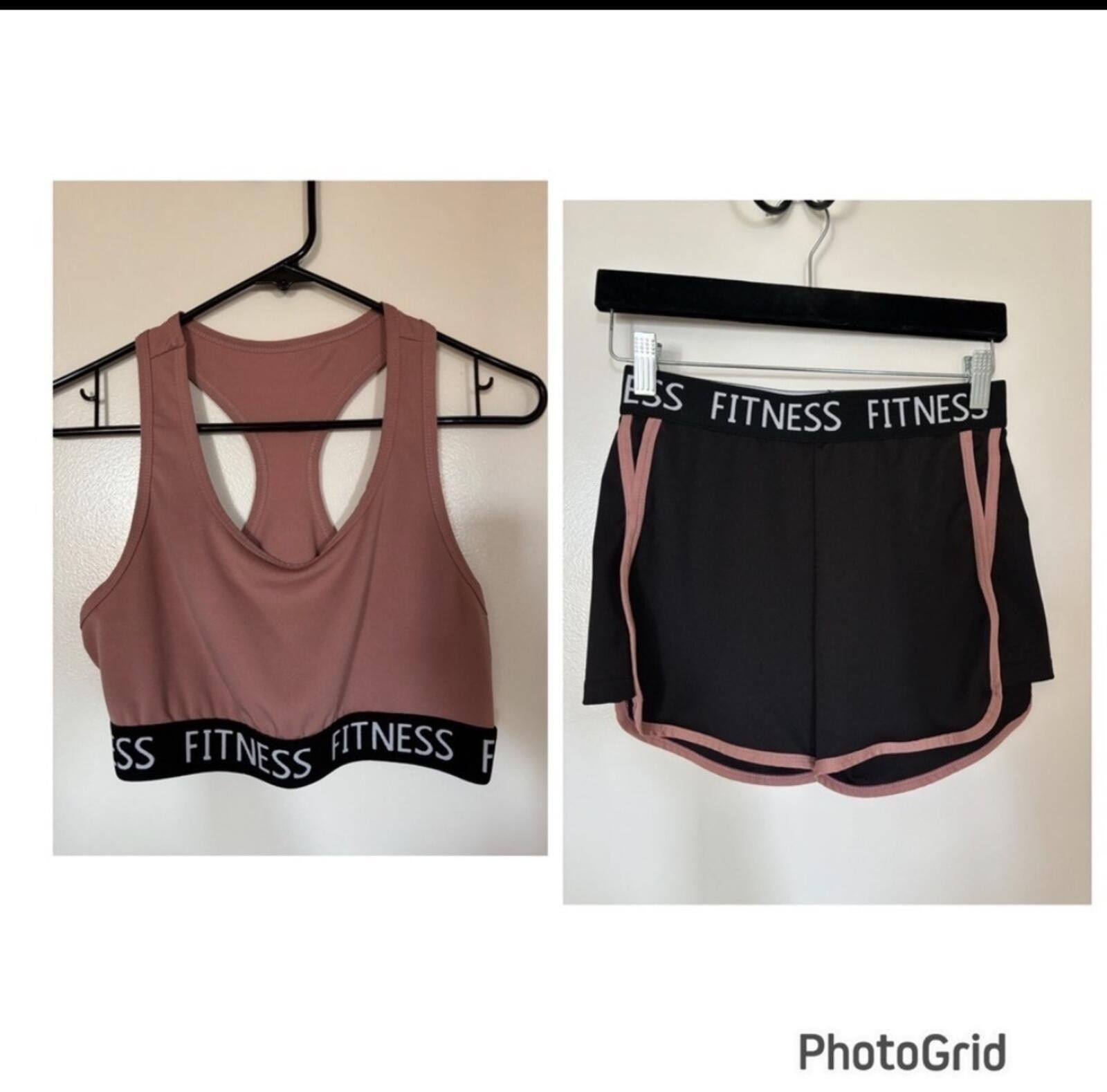 Other Fitness Sports Bra and Shorts Set - Pink and Black Size 32" / US 10 / IT 46 - 1 Thumbnail
