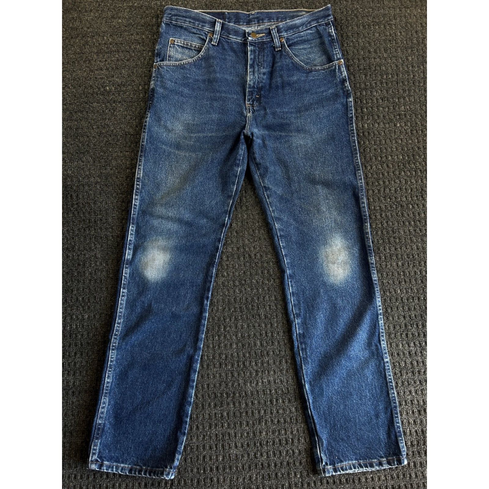 Wrangler VINTAGE Wrangler Jeans Regular Straight Fit 33 x 32 Blue Distressed Pockets 5-Pocket Logo Men's Wrangler 96501MR Denim Cotton United States Size US 33 - 2 Thumbnail
