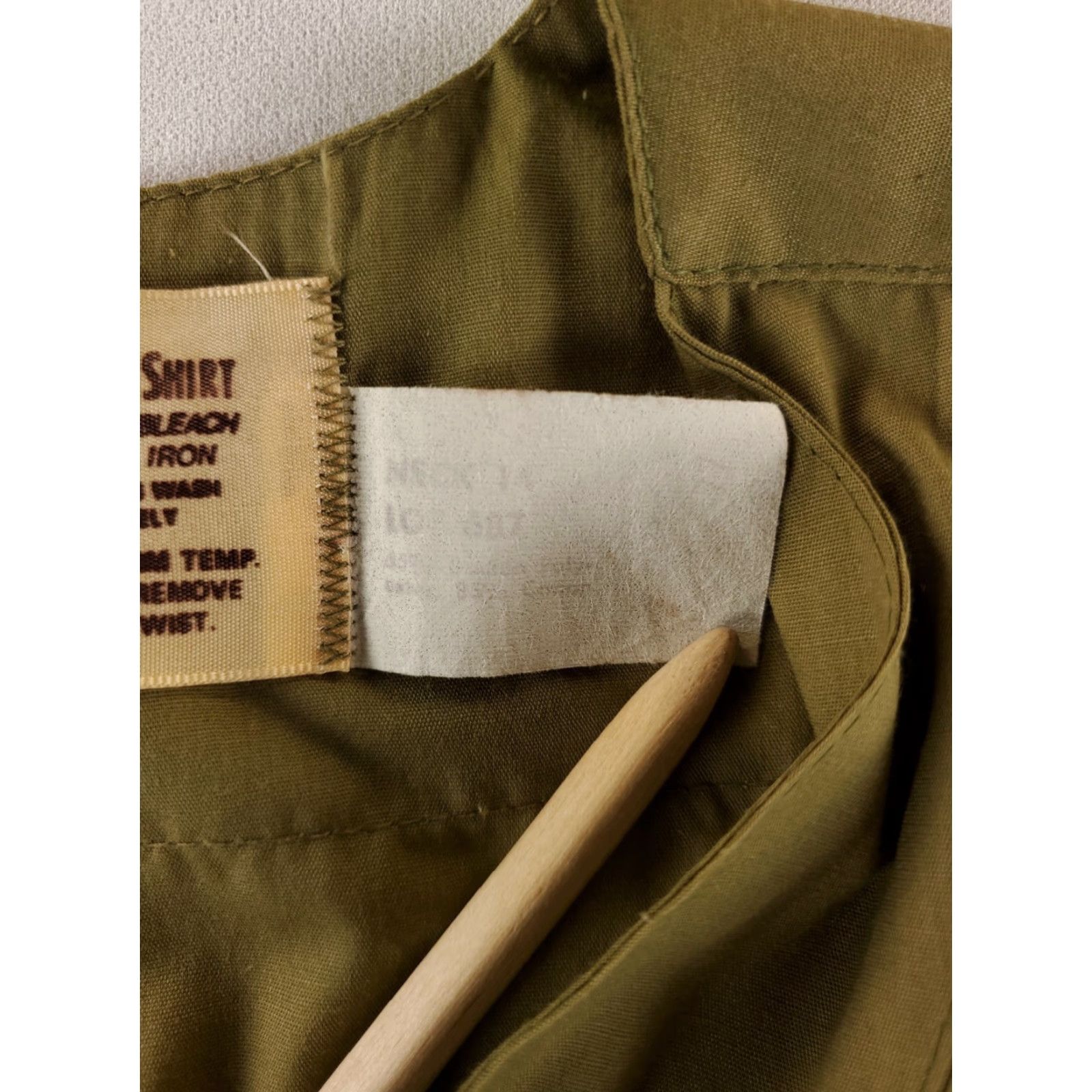 Vintage VINTAGE Boy Scouts of America Shirt Short Sleeve Green Mens M 70s Collarless Summer Shirt Stains Patches Size US M / EU 48-50 / 2 - 3 Thumbnail