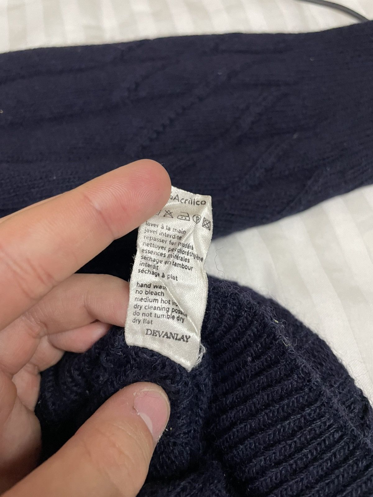 Lacoste Vintage Rare Archive Lacoste Patterned Knight Sweater Size US XL / EU 56 / 4 - 12 Thumbnail