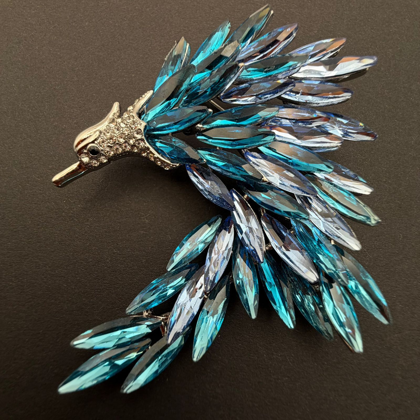 Other Blue Crystal Bird Brooch Large Rhinestone Statement Pin Size ONE SIZE - 5 Thumbnail
