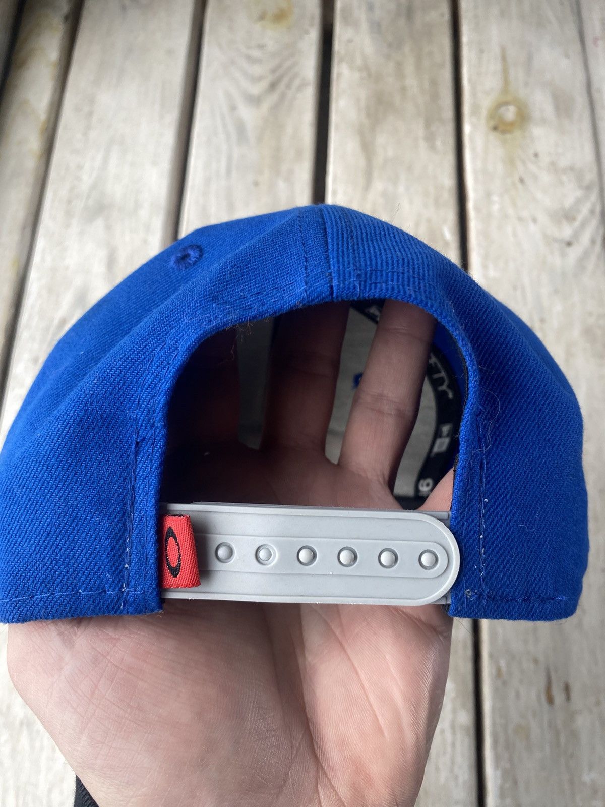Oakley × Vintage Vintage 90s Oakley Centre Logo Cap Hat y2k Size ONE SIZE - 6 Thumbnail