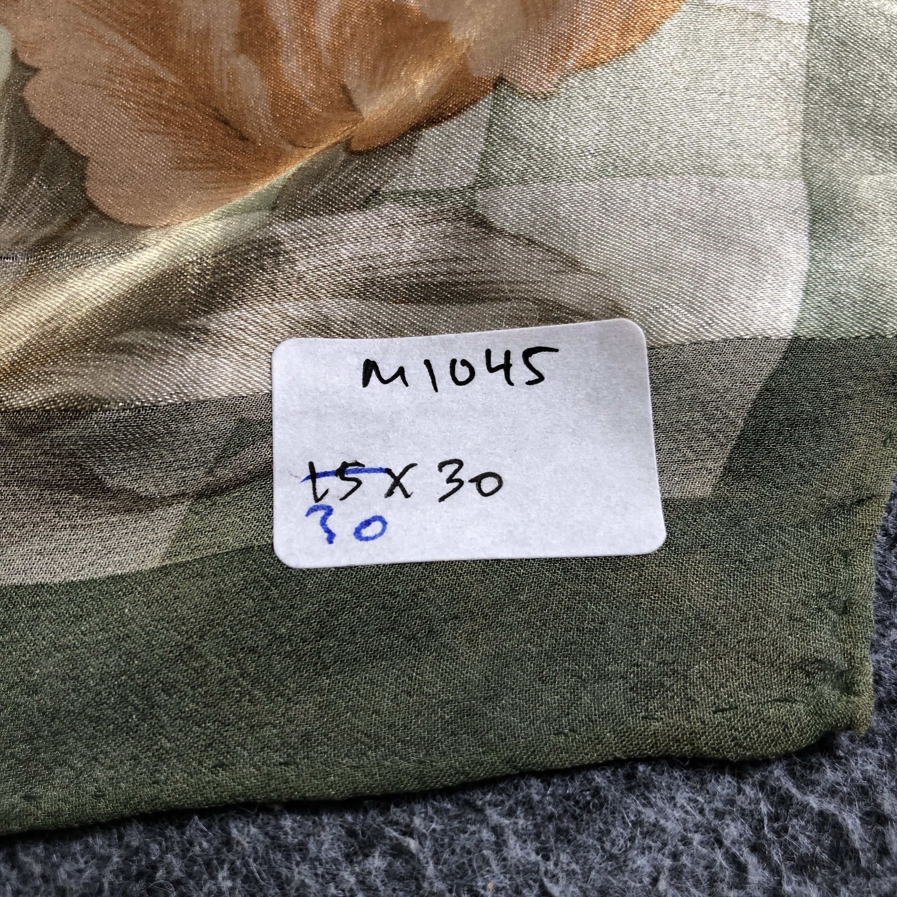 Hardy Amies Hardy Amies Floral Hand Rolled Silk Scarf M1045 Size ONE SIZE - 10 Thumbnail
