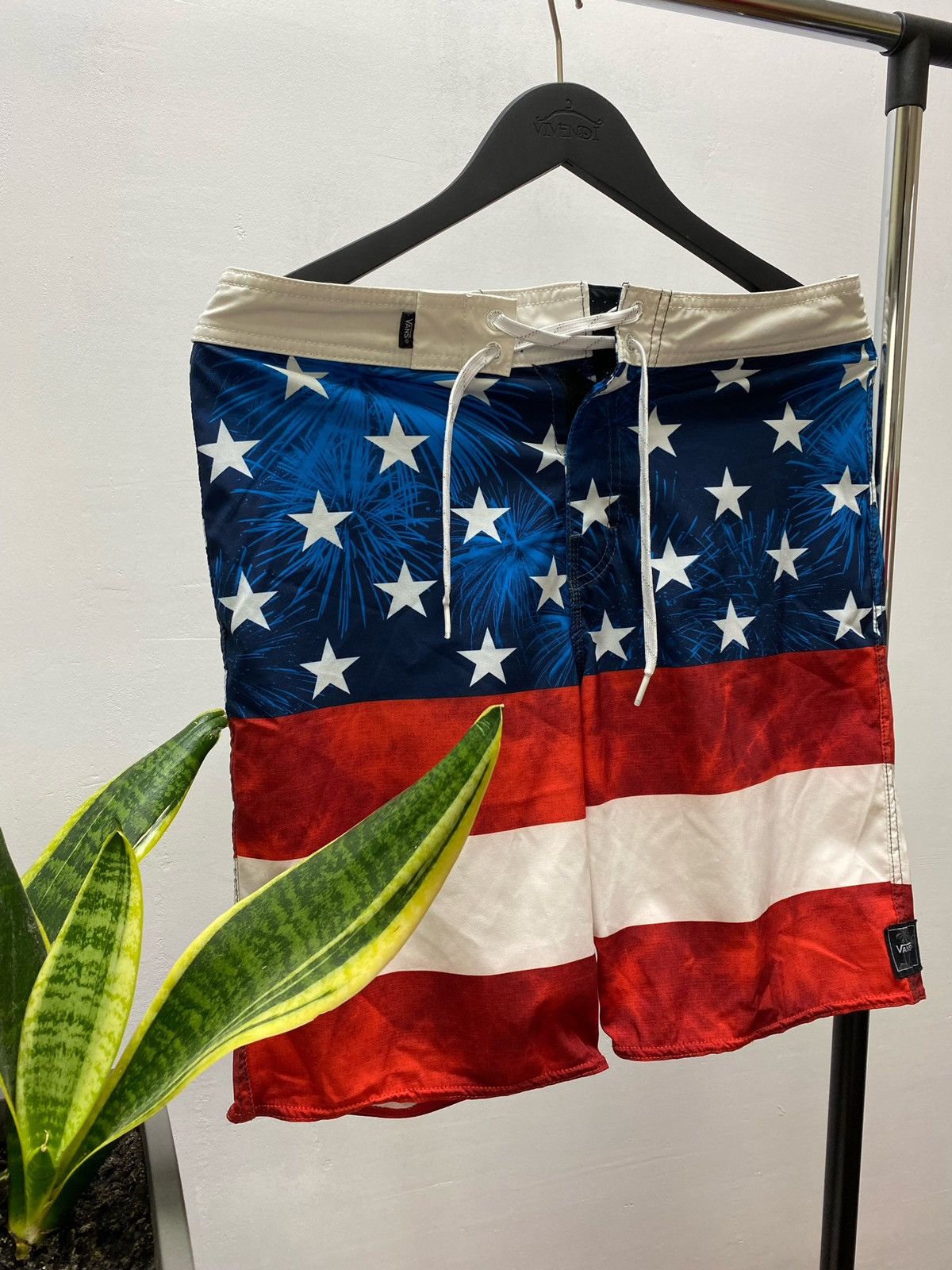 Vans × Vintage Vans Men’s Board Shorts American Flag Swim Size US 30 / EU 46 - 3 Thumbnail