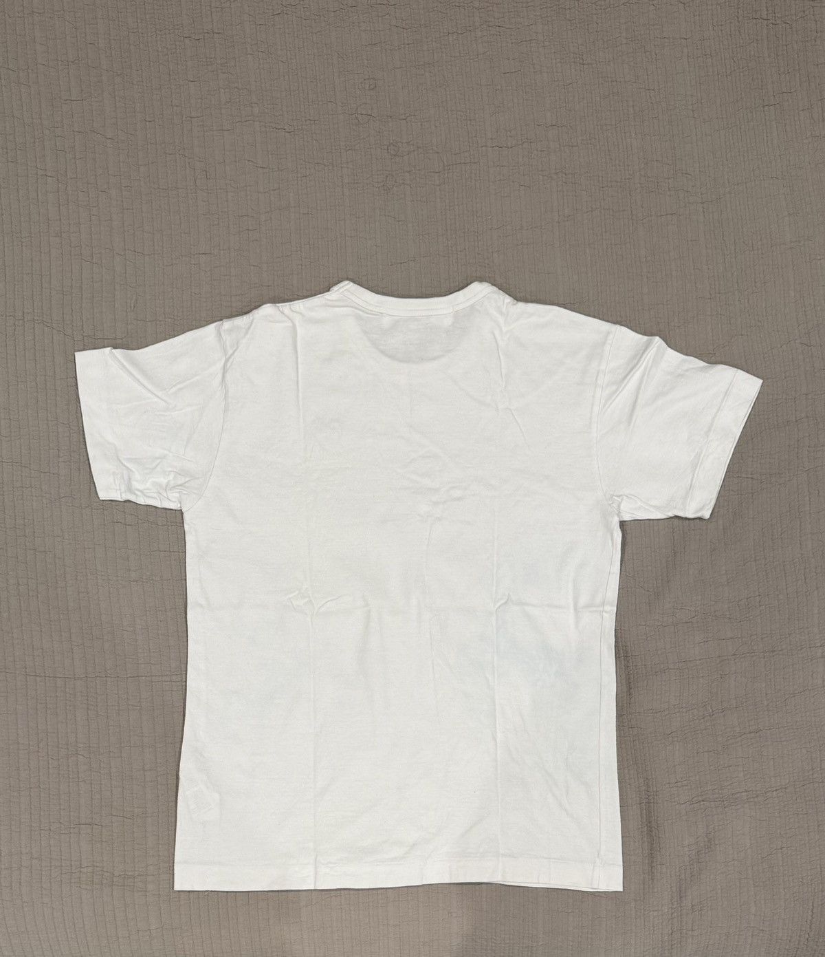Comme des Garcons PLAY PLAY COMME DES GARCONS White/Black Heart Tee (Size L) Size US L / EU 52-54 / 3 - 2 Thumbnail