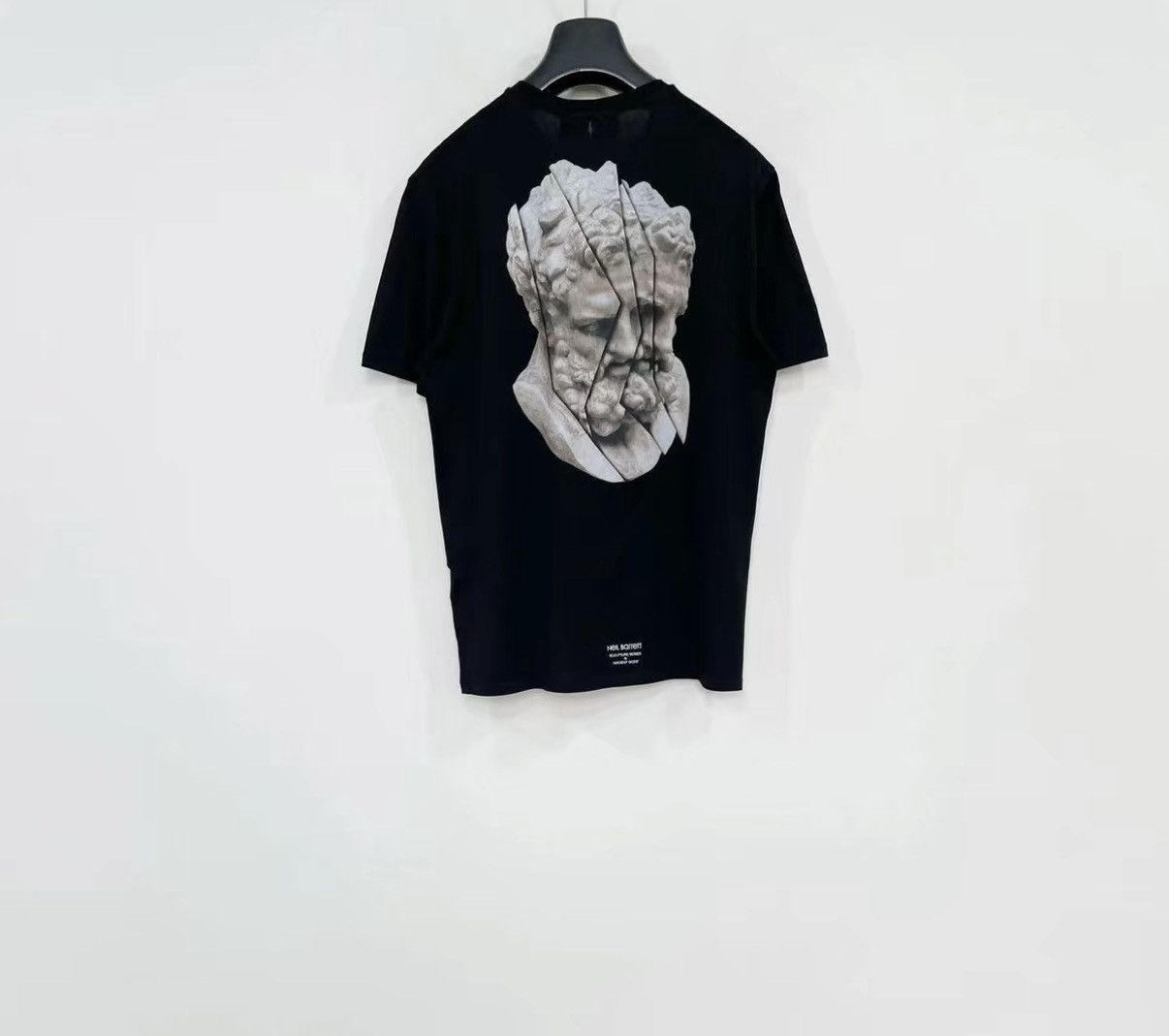 Neil Barrett Neil Barrett 100% Cotton Short Sleeve T-shirt J30 Size US XS / EU 42 / 0 - 5 Thumbnail