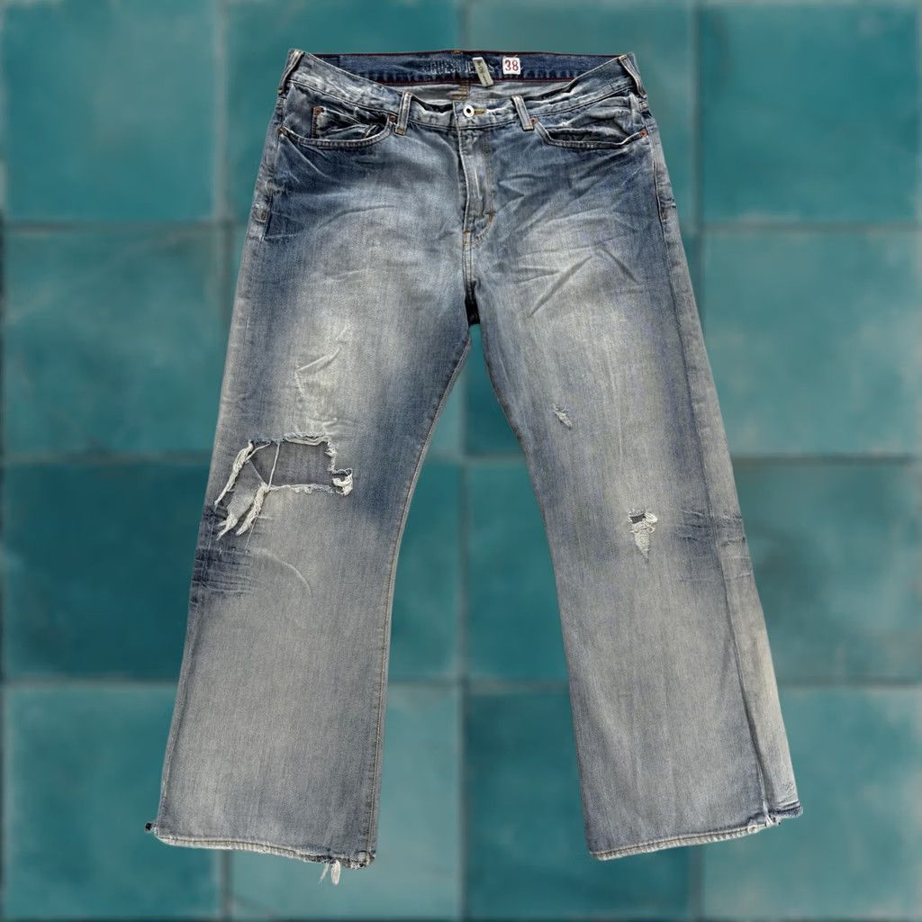 Guess Guess The Cliff Loose Fit Jeans Mens 38x30 Blue Light Wash Distressed Denim Y2K Size US 38 / EU 54 - 1 Thumbnail