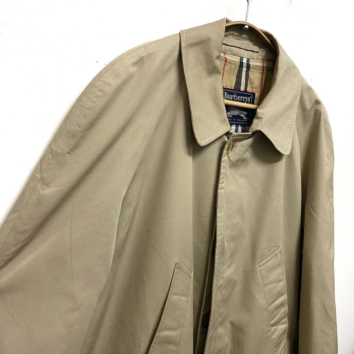 Burberry Vintage BURBERRYs' Nova Check Trench Classic Made ENGLAND Size US L / EU 52-54 / 3 - 3 Thumbnail