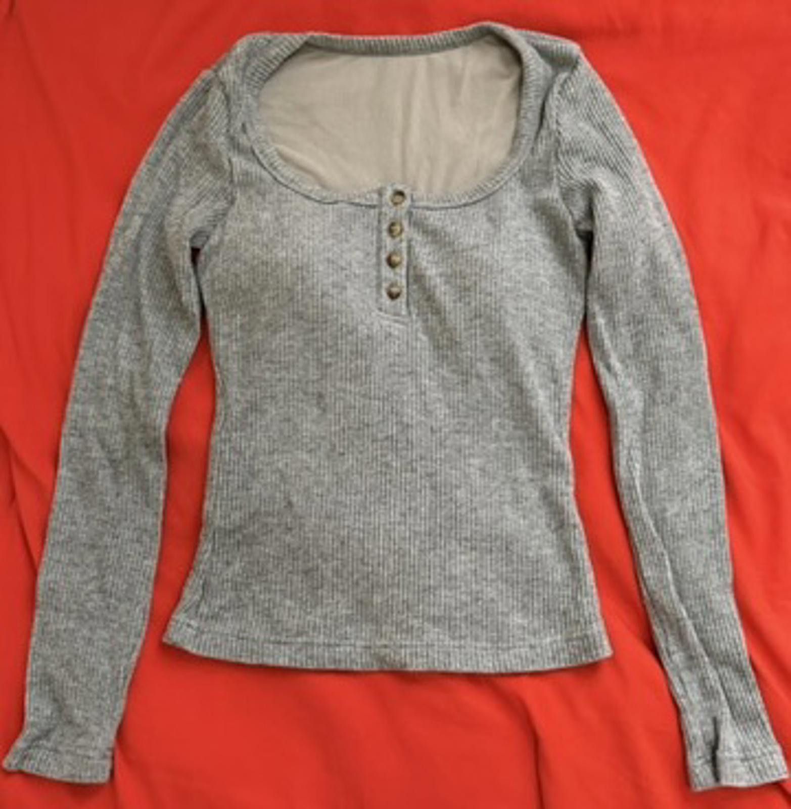 Other OGL Henley Brami Longsleeve Knit in Grey (X-SMALL) Size XS / US 0-2 / IT 36-38 - 1 Thumbnail