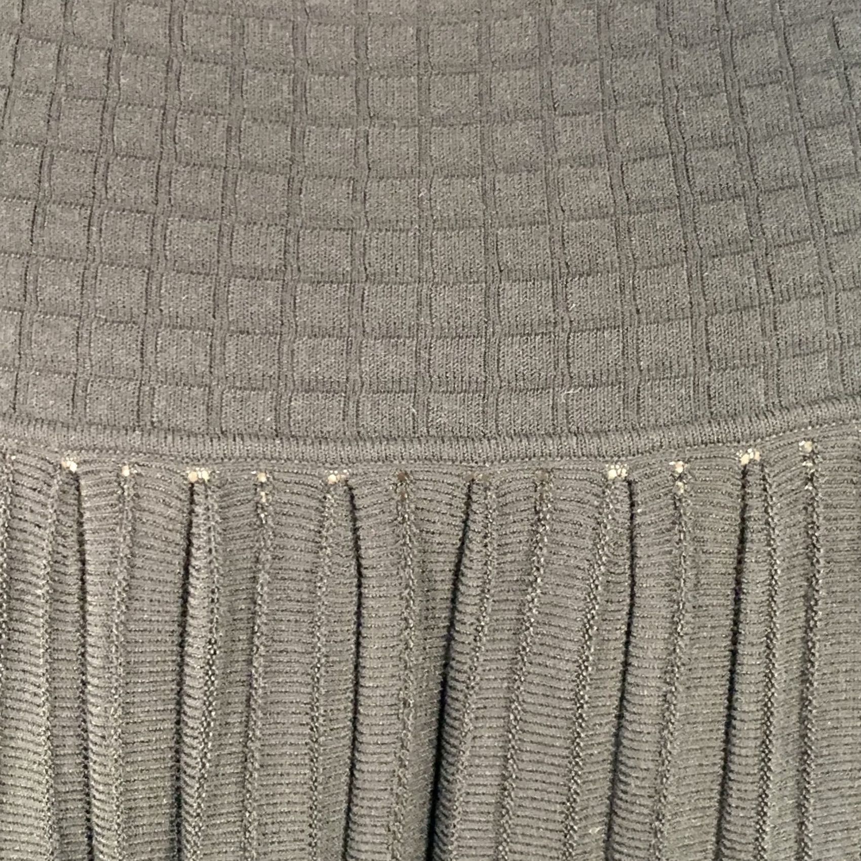 Chanel CHANEL Skirt Women's Size 6 Black Pleated Elastic Waistband Below Knee Vintage 2005 Jersey Viscose Blend France Size 28" / US 6 / IT 42 - 4 Thumbnail