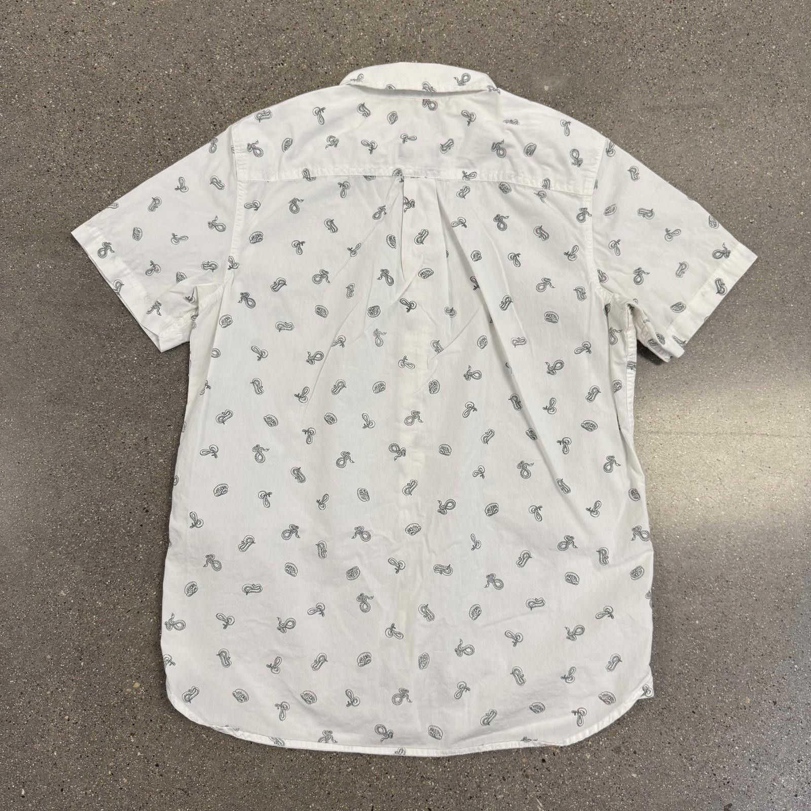 The North Face North Face Shirt Mens M White Snake Print Short Sleeve Size US M / EU 48-50 / 2 - 11 Thumbnail