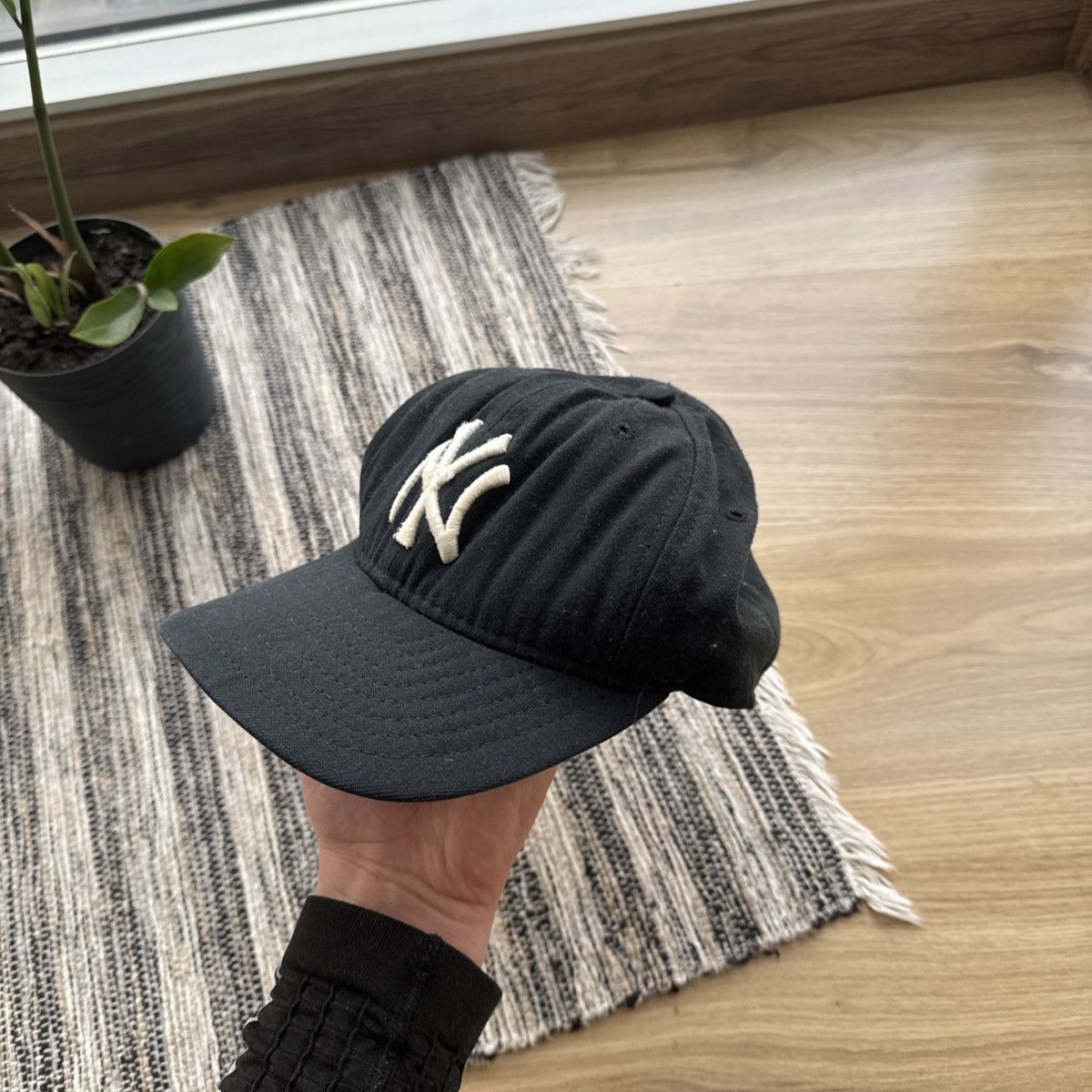 New Era Vintage Yankees 90s rare New Era made in USA Cap Size ONE SIZE - 3 Thumbnail