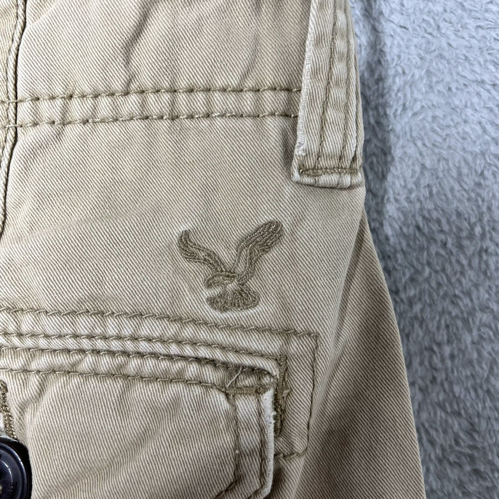 American Eagle Outfitters American Eagle Outfitters Cargo Shorts Mens 28 Khaki 9" Inseam Belt Loops 5-Pocket Classic - Mens Size US 28 / EU 44 - 7 Thumbnail