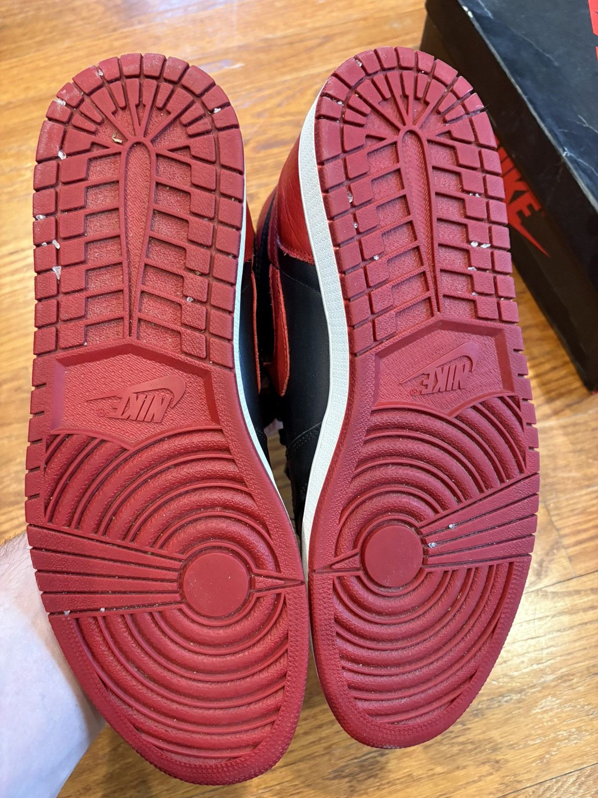 Nike Jordan 1 Banned/Bred 2016 Size US 12 / EU 45 - 11 Thumbnail