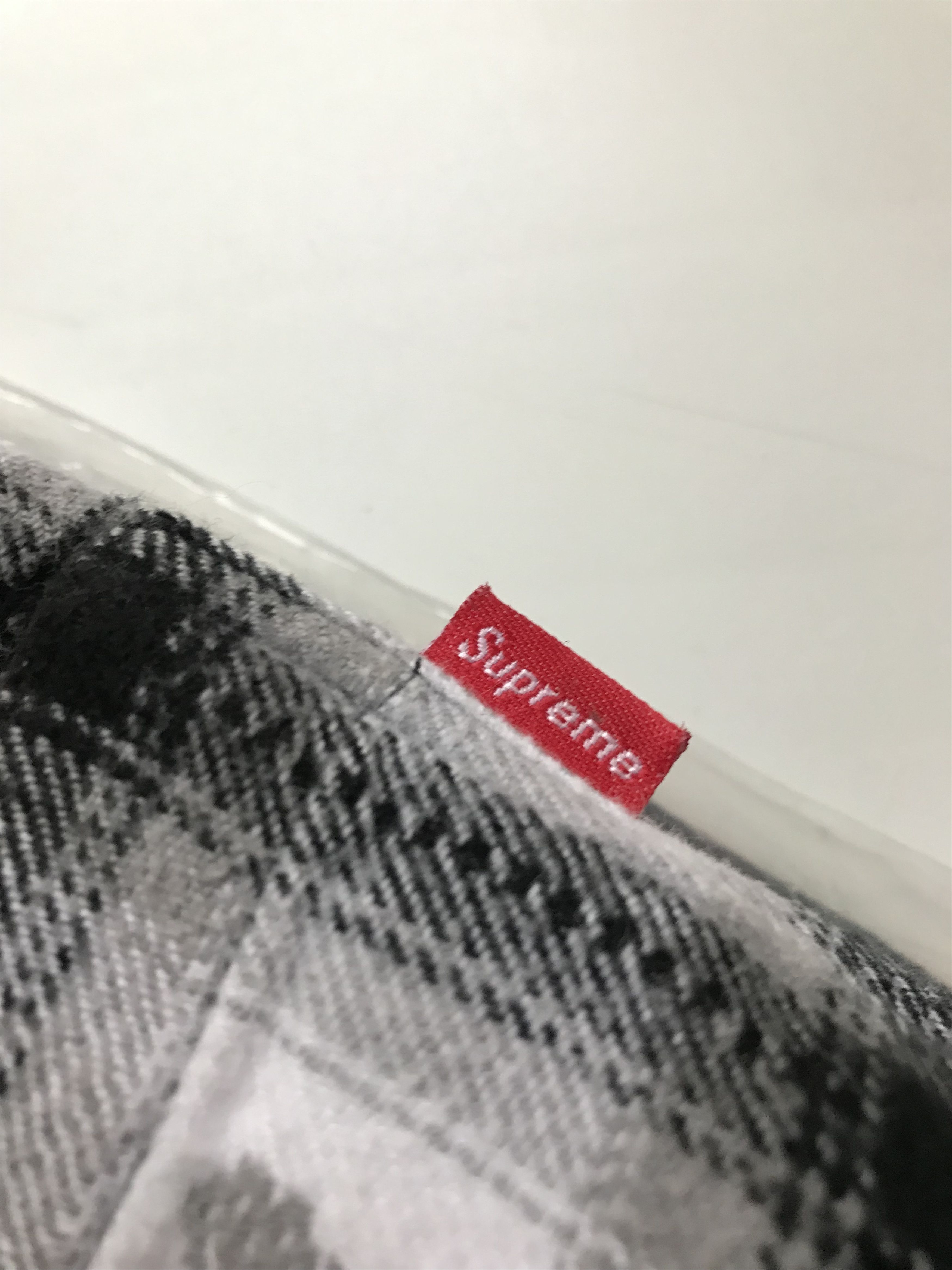Supreme Hearts Plaid Flannel S/S16 Size US XL / EU 56 / 4 - 4 Thumbnail