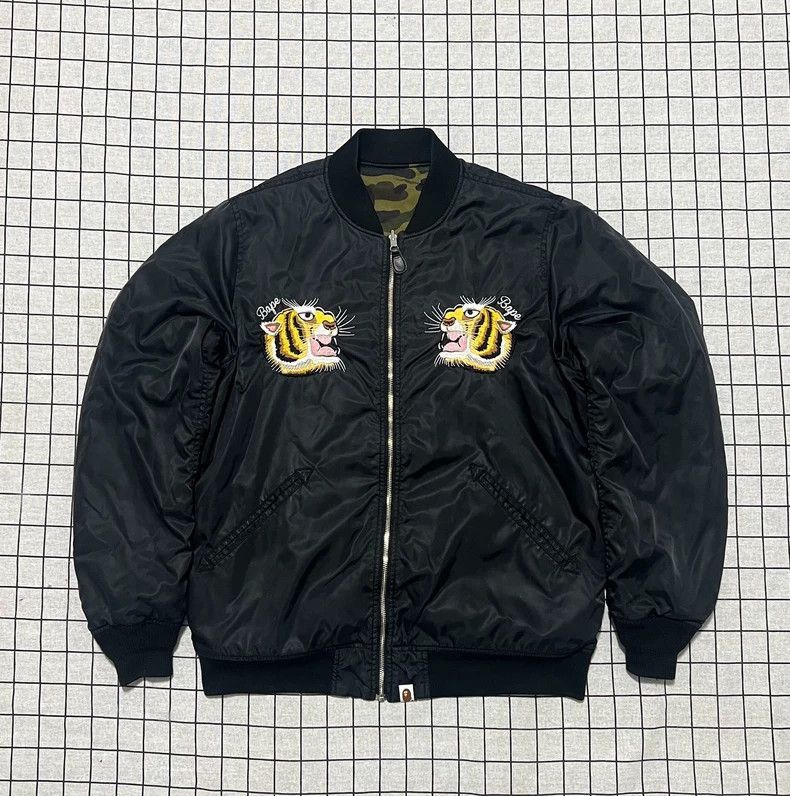 Bape BAPE Double-Sided Embroidered Tiger Jacket-2508 Size US XL / EU 56 / 4 - 1 Thumbnail