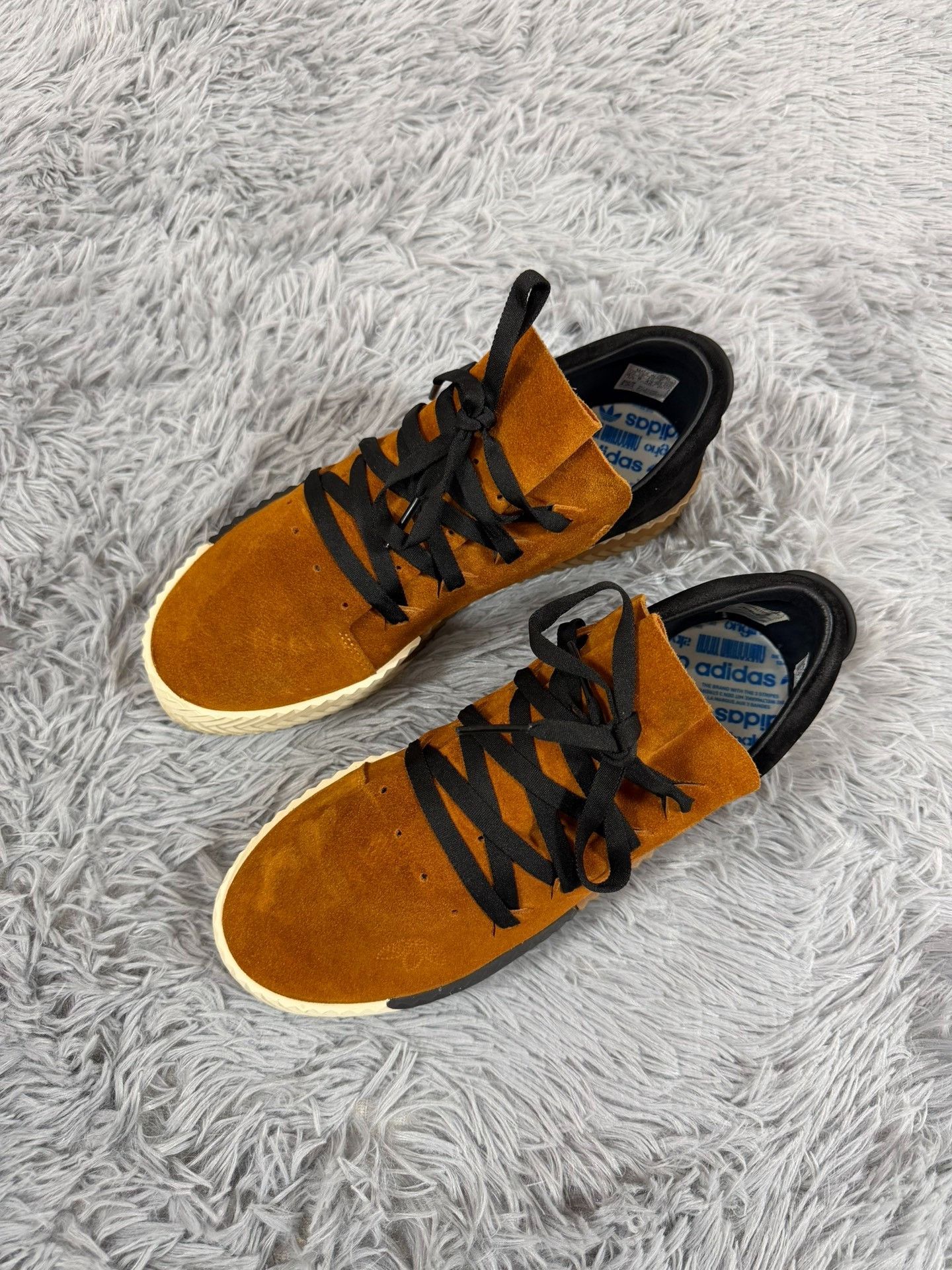 Adidas Adidas Orange Lowtop Sneakers 9 Men Size US 9 / EU 42 - 1 Thumbnail