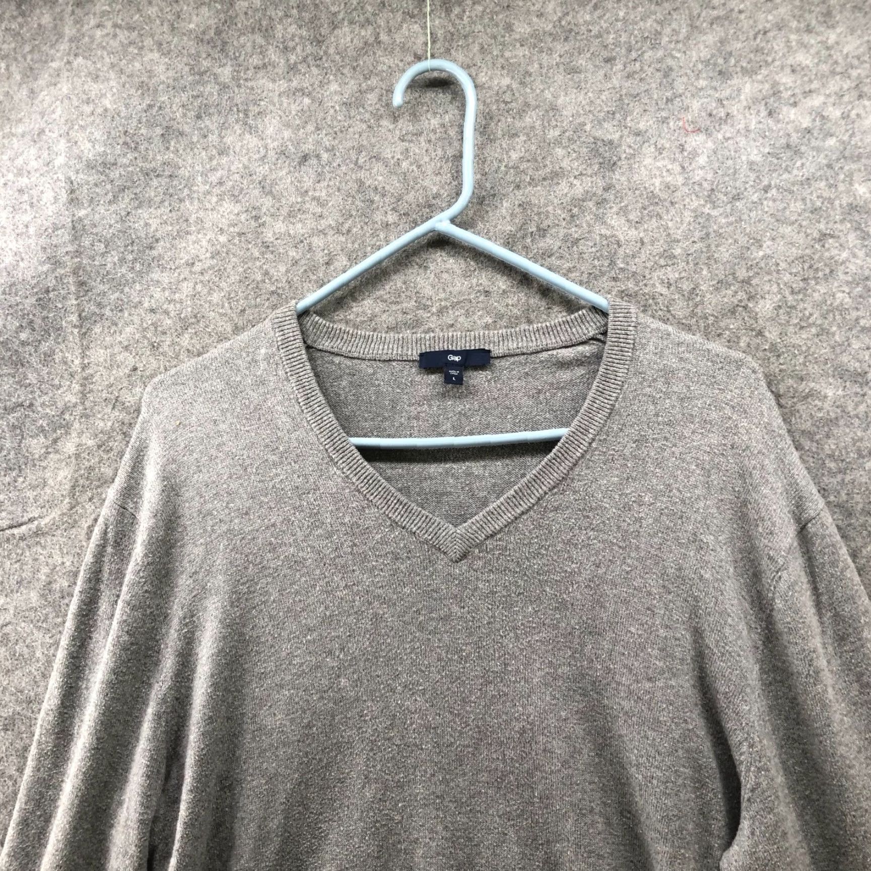 Gap Gap Mens L Gray V-Neck Pullover Knit Sweater Cotton Cashmere Size US L / EU 52-54 / 3 - 3 Thumbnail