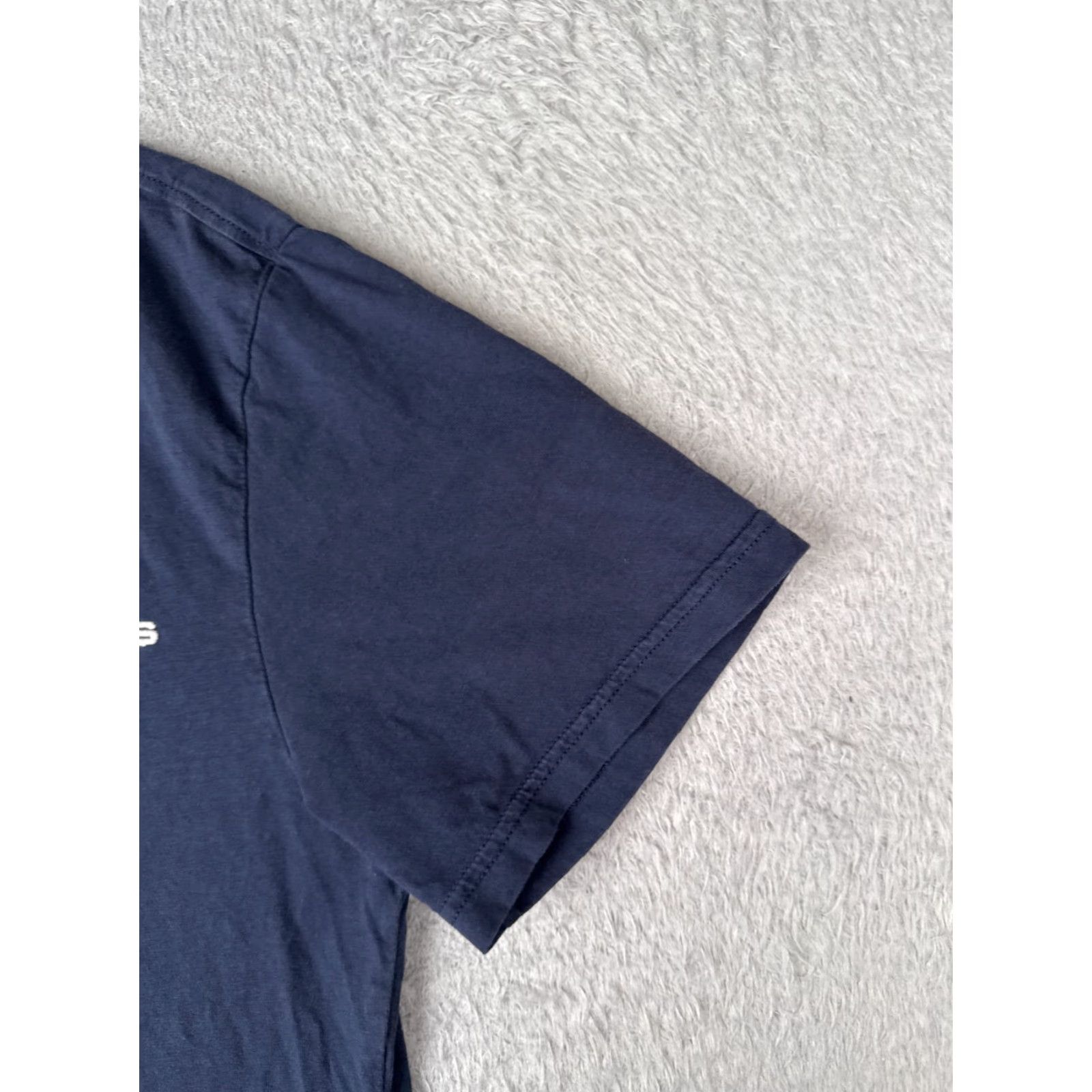 Tommy Hilfiger VINTAGE Tommy Hilfiger Jeans Shirt Adult XL Blue Short Sleeve Crew Neck Cotton Size US XL / EU 56 / 4 - 2 Thumbnail