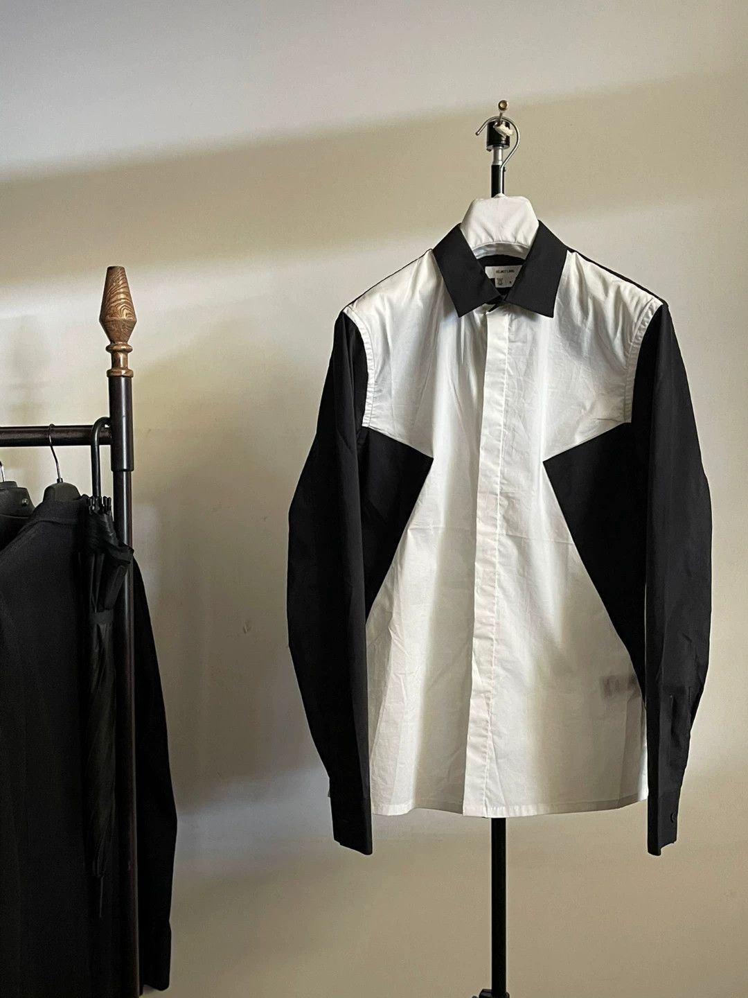 Helmut Lang Helmut Lang Black and White Shirt Size S / US 4 / IT 40 - 1 Thumbnail