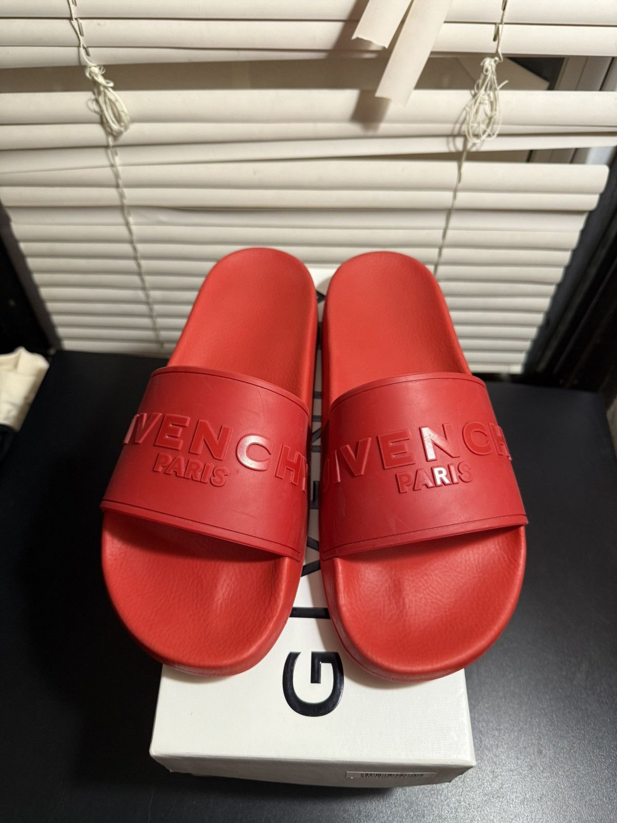 Givenchy Givenchy Red Slides Size 11 Size US 11 / EU 44 - 2 Thumbnail