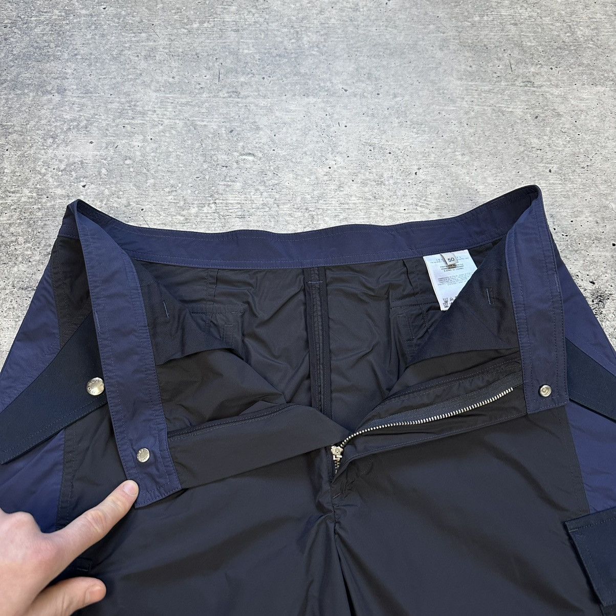 Moncler Moncler Cargo Shorts Navy Blue Men’s Size 50 Size US 32 / EU 48 - 6 Thumbnail