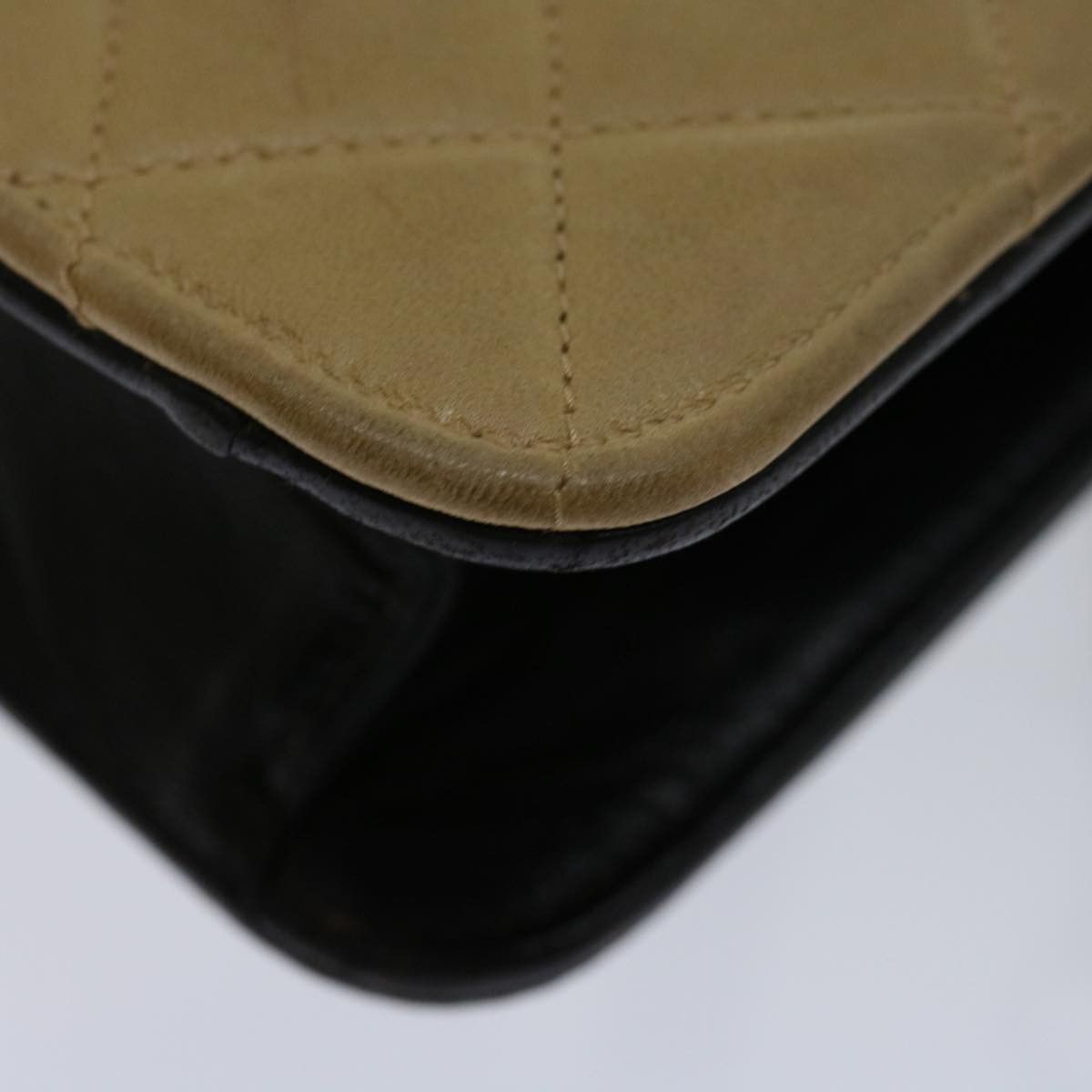 Chanel CHANEL Matelasse Hand Bag Leather Beige CC Size ONE SIZE - 14 Thumbnail