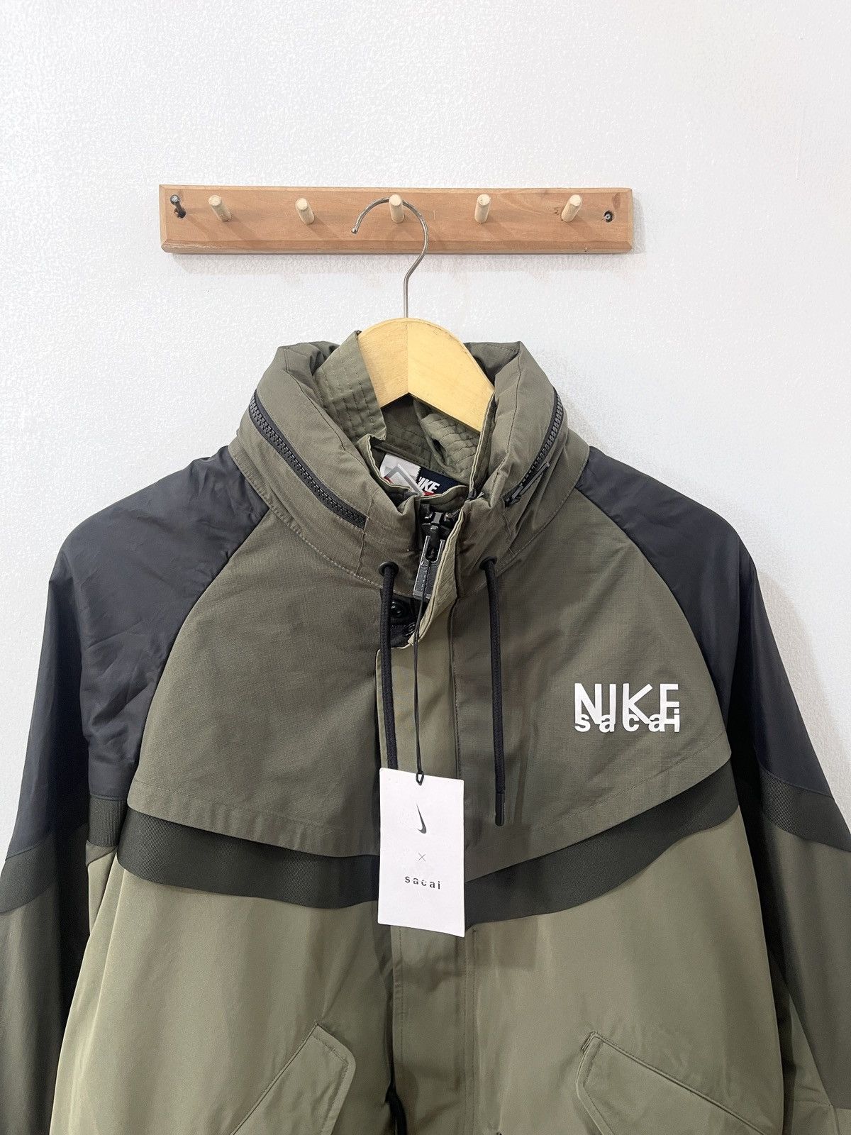 Nike × Sacai Nike x Sacai Trench Coat Jacket Hideen Hood Size XL Size US XL / EU 56 / 4 - 4 Thumbnail